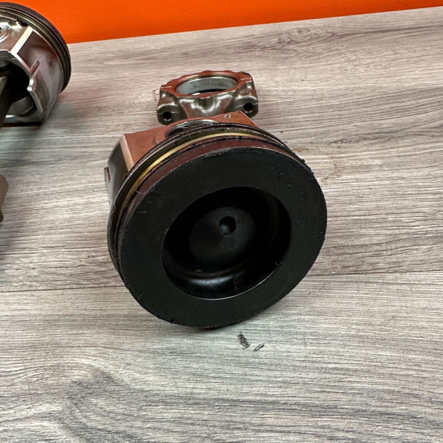 2014 CAT Caterpillar 242D Skid Steer Piston & Connecting Rod Set C3.3B Kubota