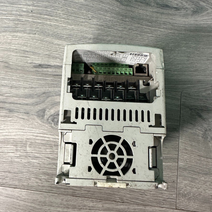 Allen Bradley PowerFlex 40 3 Phase 480v - AC Drive - 22B-D2P3N104 1 HP