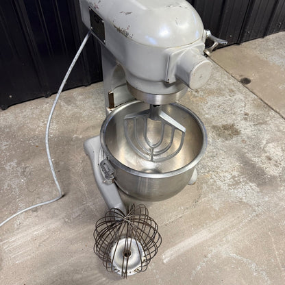Hobart A200 20 QT Mixer w/ Bowl Whisk Paddle | Bakery Dough Pizza | 3 Speed1