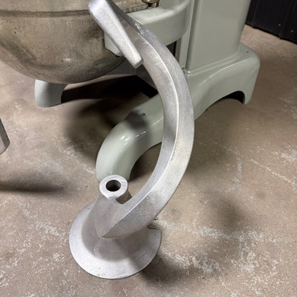Hobart L-800 Commercial Mixer 80 QT | 3 Phase w/ Bowl & Attachments | Dough8