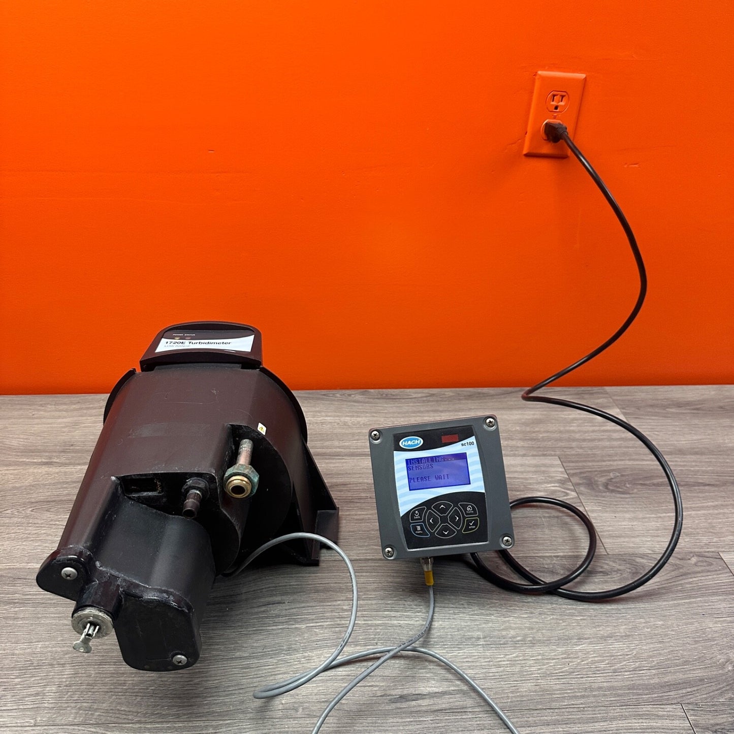 Hach SC100 Controller LXV401.52.00002 & 1720E Turbidimeter Water Analyzer Filter