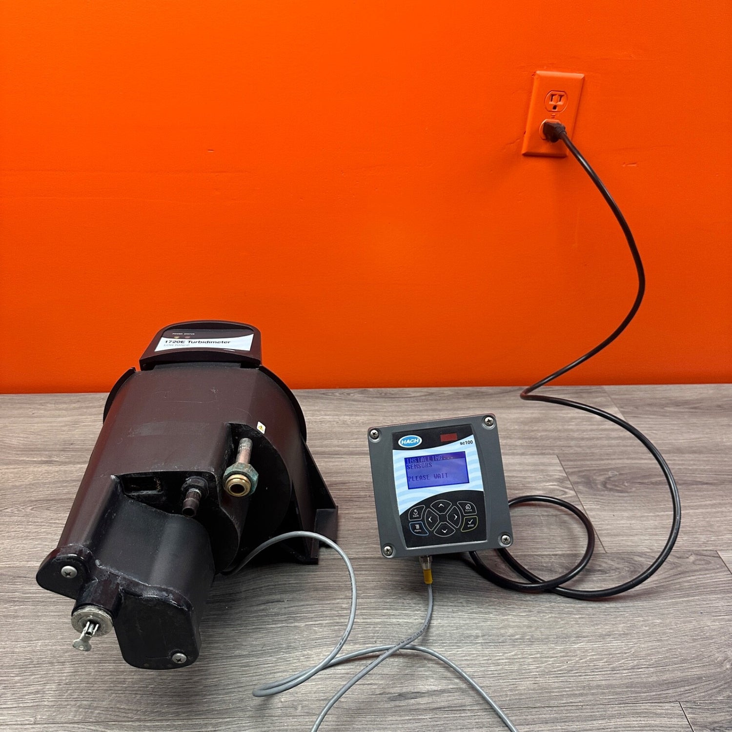 Hach SC100 Controller LXV401.52.00002 & 1720E Turbidimeter Water Analyzer Filter