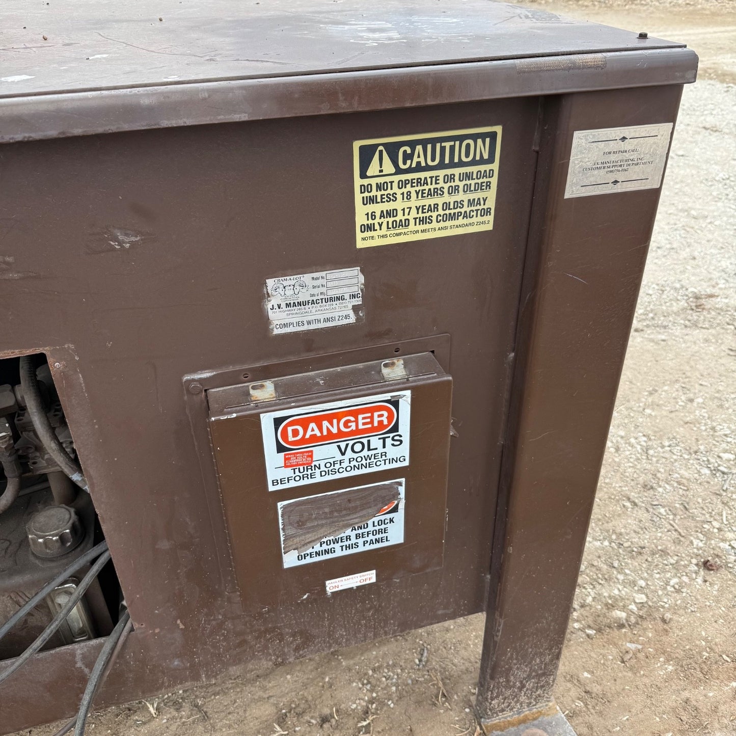 J.V. Manufacturing CRAM-A-LOT | C0-02 | 2 Yard Trash Compactor Dumpster7