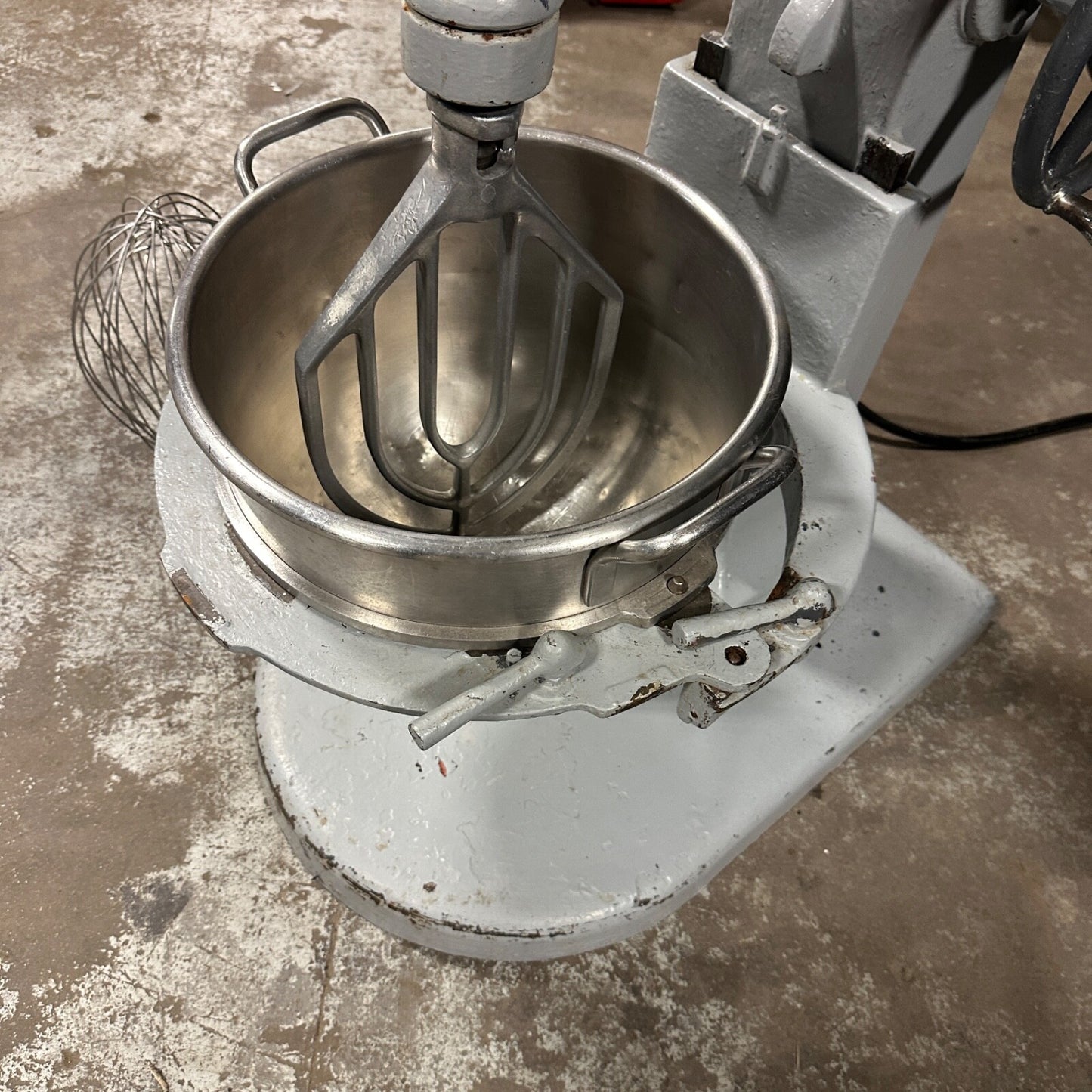 Vintage Hobart Mixer 60 Qt S-601 | WORKING | S601 w/ Bowl + Adapter Whisk Paddle