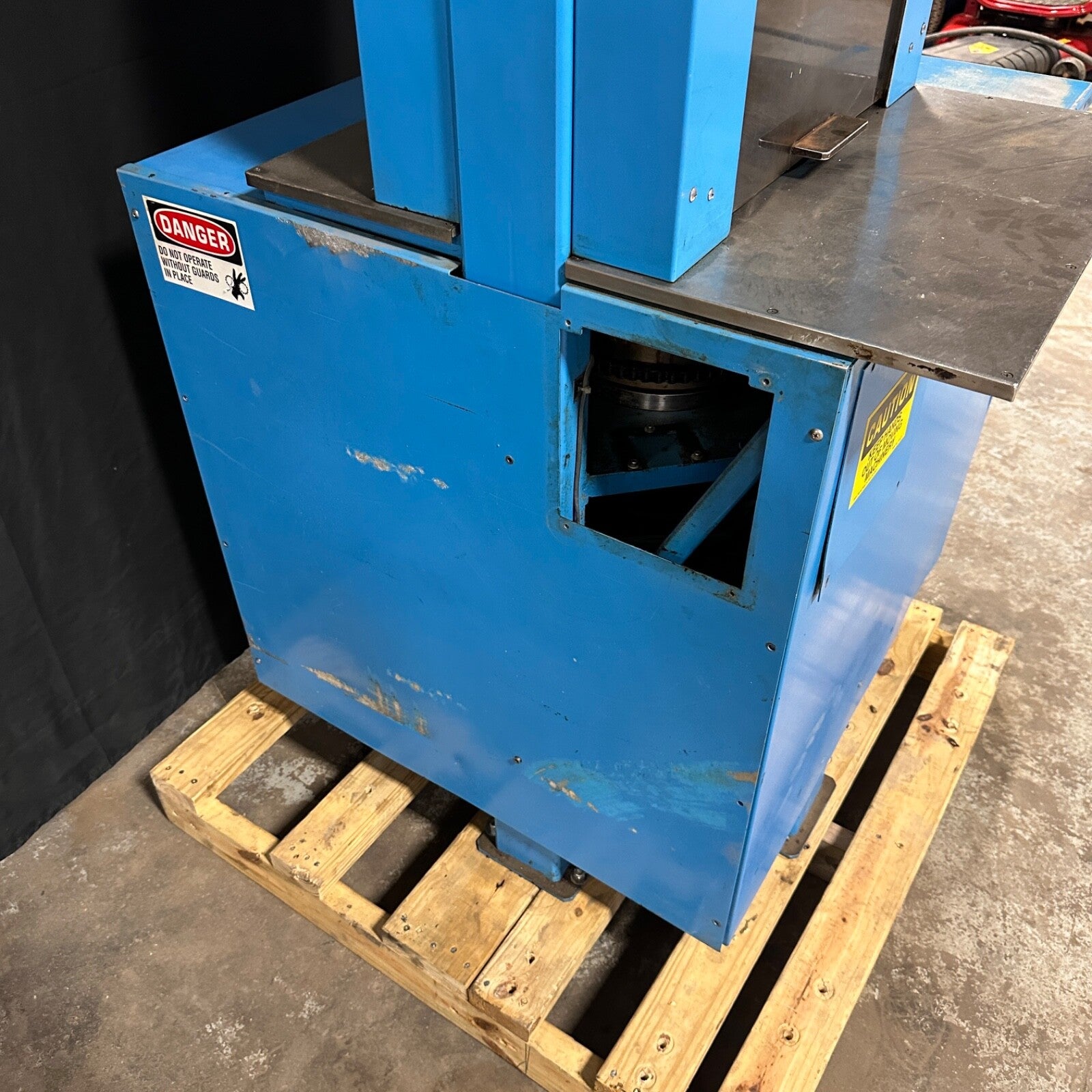 Troxler 4140 Gyratory Asphalt Compactor - Road Paving