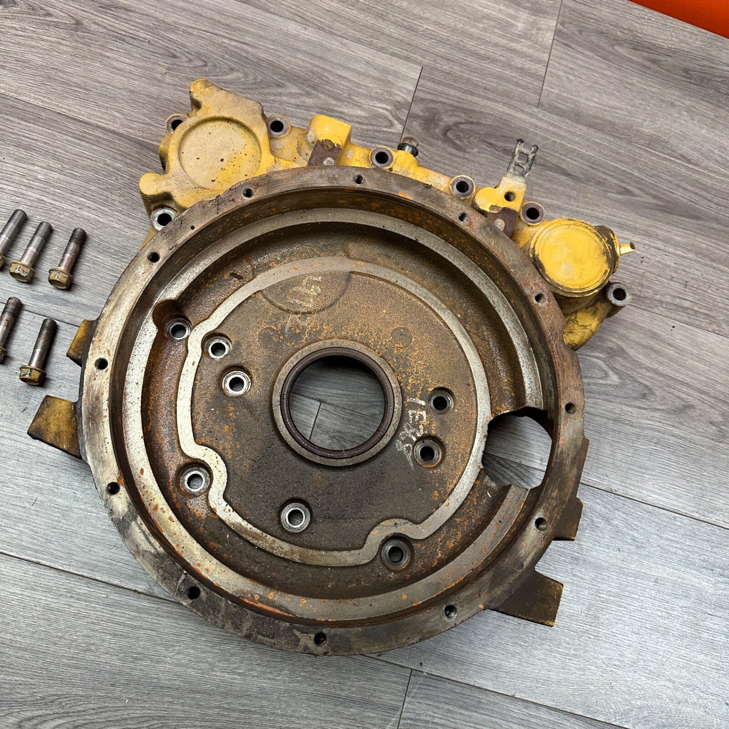 2014 CAT Caterpillar 242D Skid Steer Flywheel Housing Adapter Plate C3.3B Kubota1