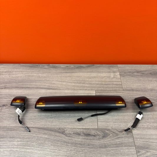 16-19 Silverado Sierra  2500HD 3500HD FACTORY Roof Clearance Lights LED - OEM0