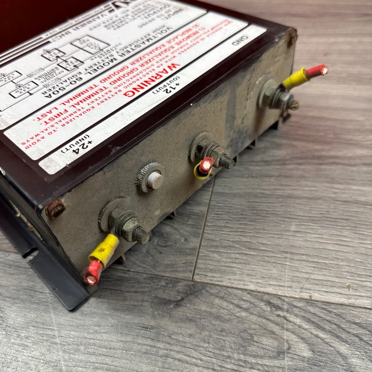 Vanner Voltmaster 60-50A High Efficiency Battery Equalizer Convert 24V to 12V