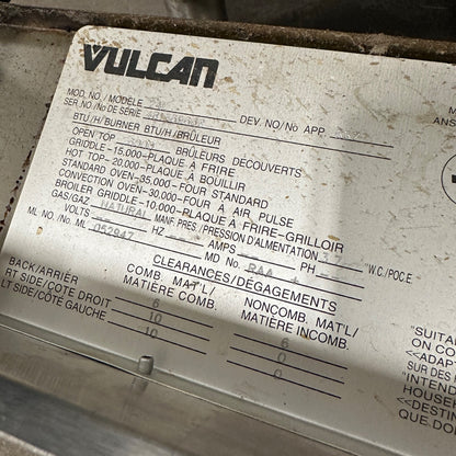 Vulcan 24" 4 Gas Burners & Oven - Natural Gas - 24L Small Commercial Kitchen