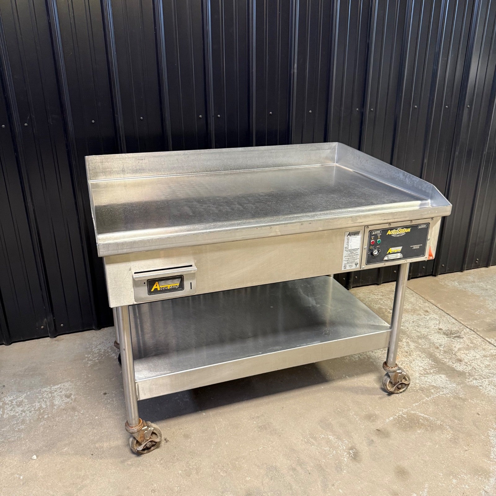 AccuTemp AccuSteam 48" x 30" Electric Griddle Skillet EGF Series Accu-Temp