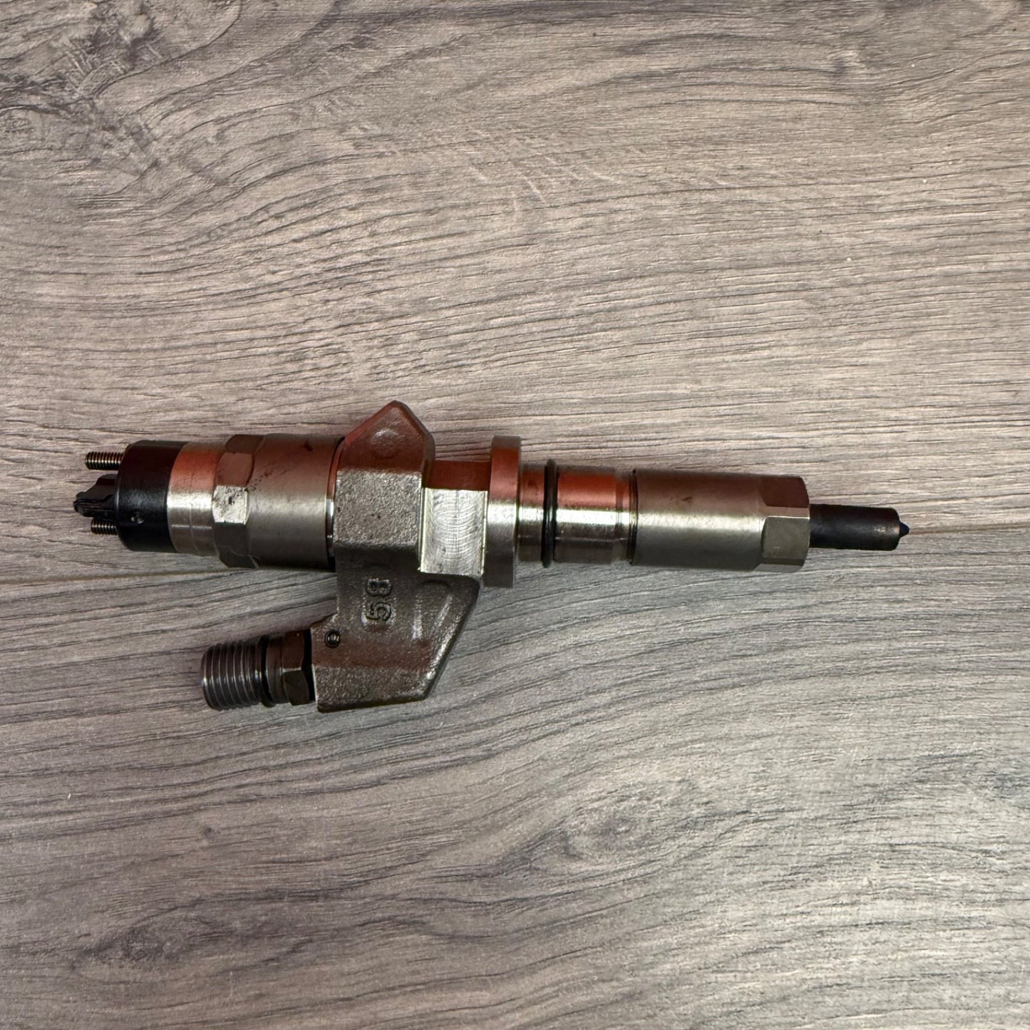 2001-2004 Chevy GMC 6.6L LB7 Duramax Fuel Injector Injector Diesel Bosch Reman1