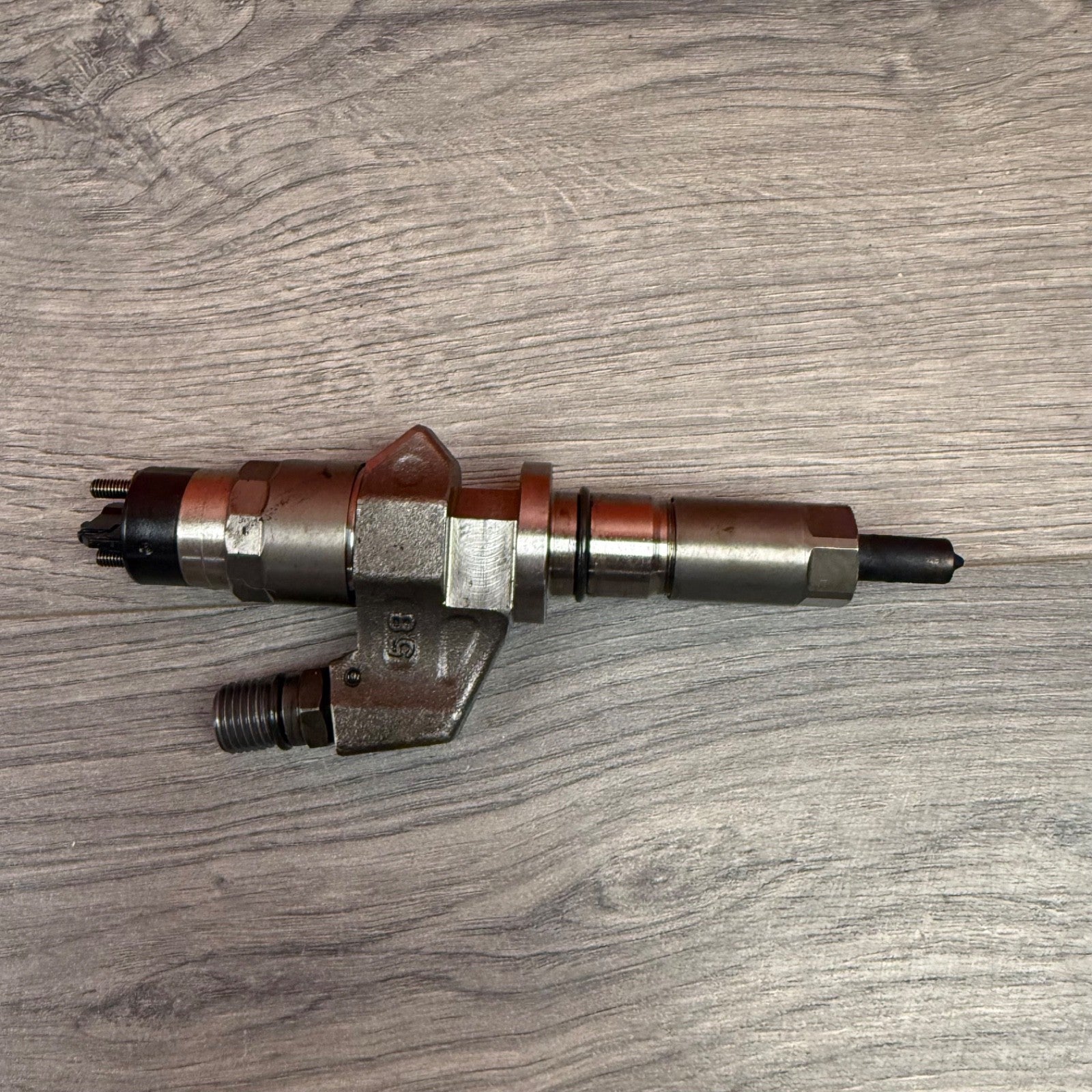 2001-2004 Chevy GMC 6.6L LB7 Duramax Fuel Injector Injector Diesel Bosch Reman1