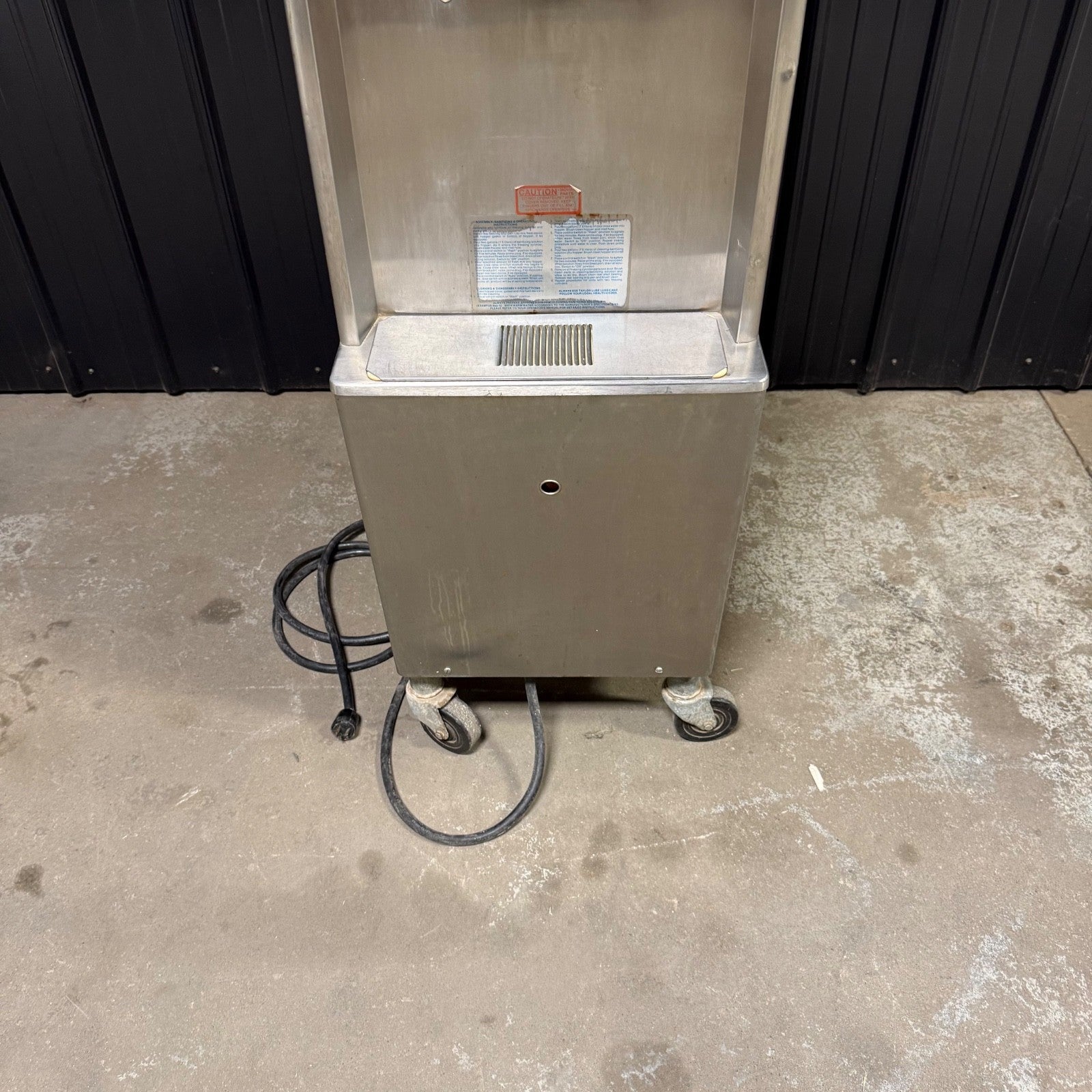 Taylor 751-27 Soft Serve Ice Cream Machine - Good Working Condition!2