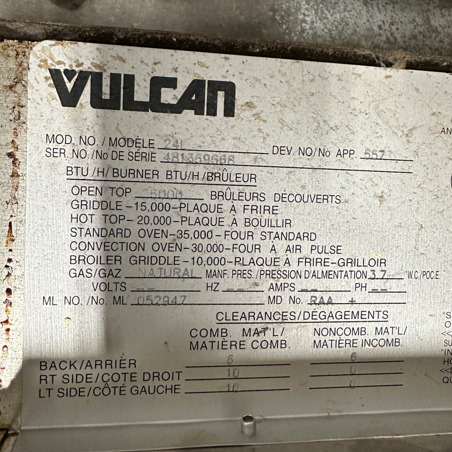 Vulcan 24" 4 Gas Burners & Oven - Natural Gas - 24L Small Commercial Kitchen