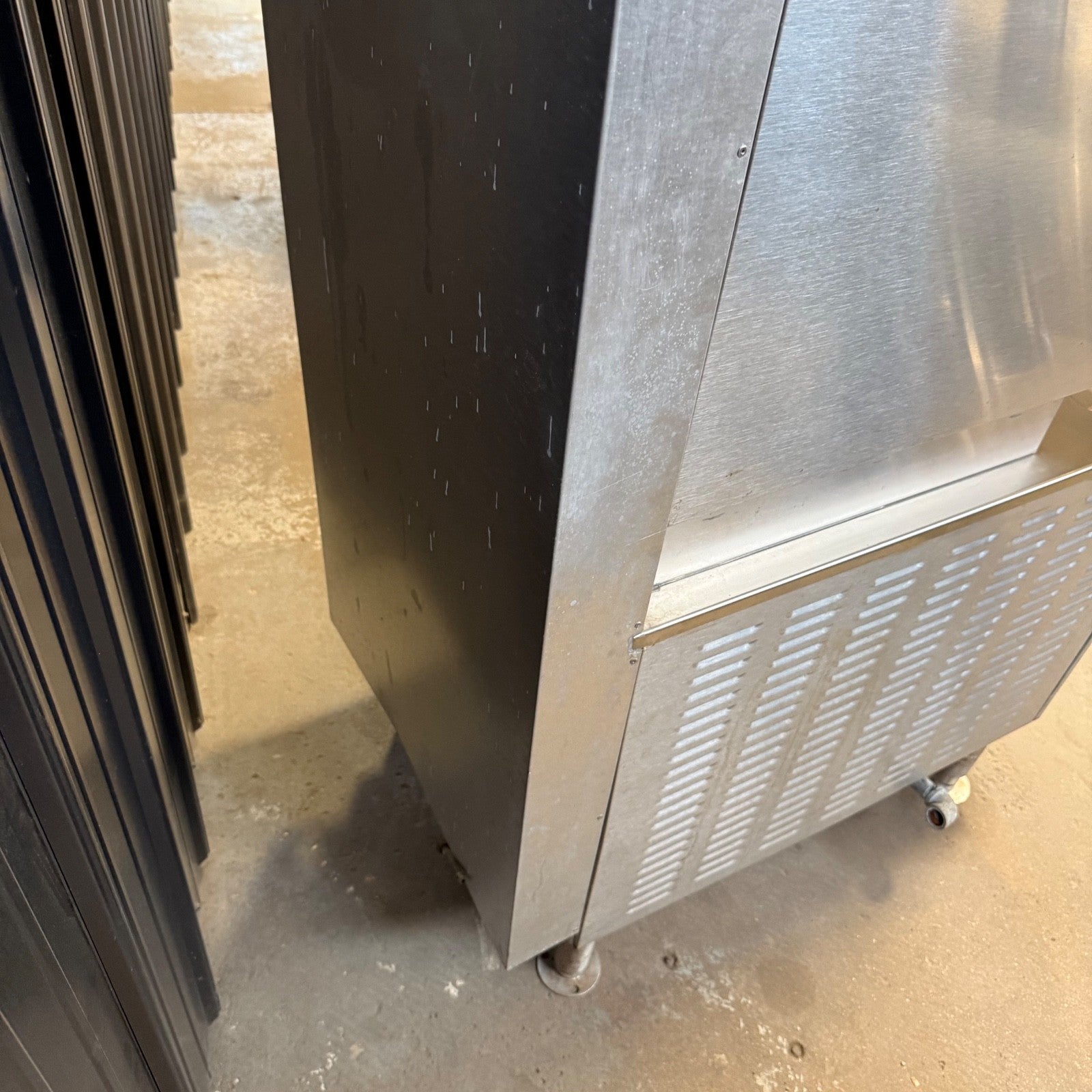 Cleveland 24CGM200 Natural Gas Convection Steamer \ Double Oven | Natural Gas7
