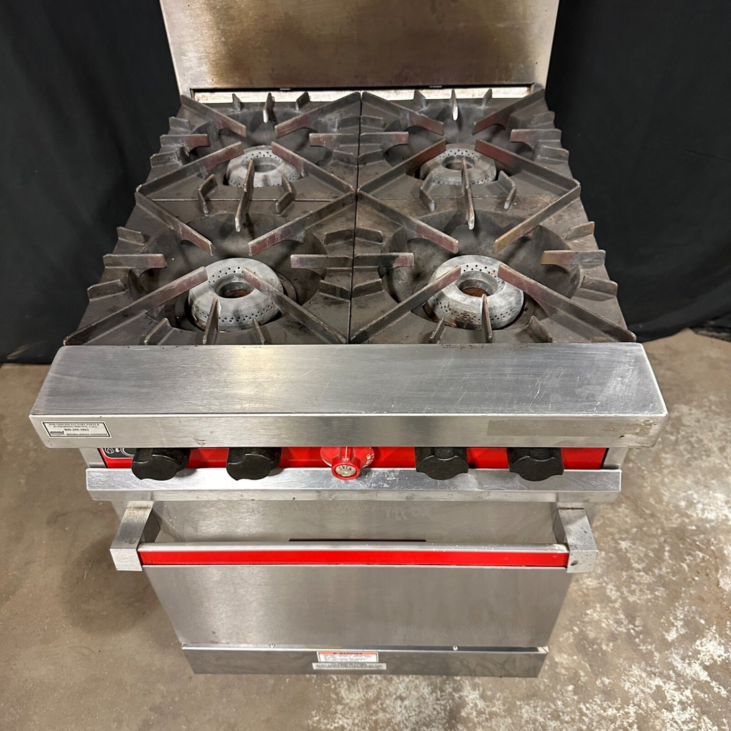 Vulcan 24" 4 Gas Burners & Oven - Natural Gas - 24L Small Commercial Kitchen