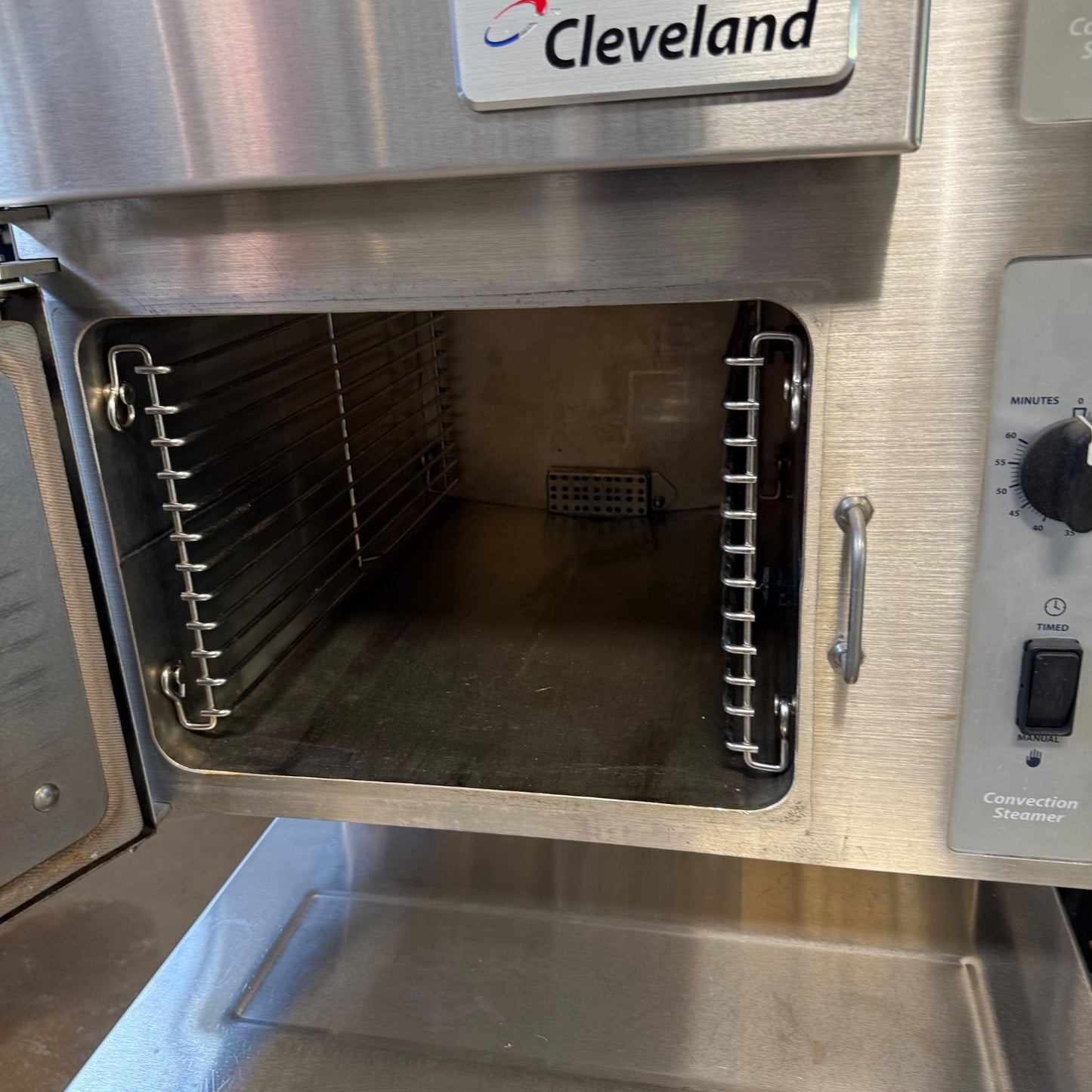 Cleveland 24CGM200 Natural Gas Convection Steamer \ Double Oven | Natural Gas3