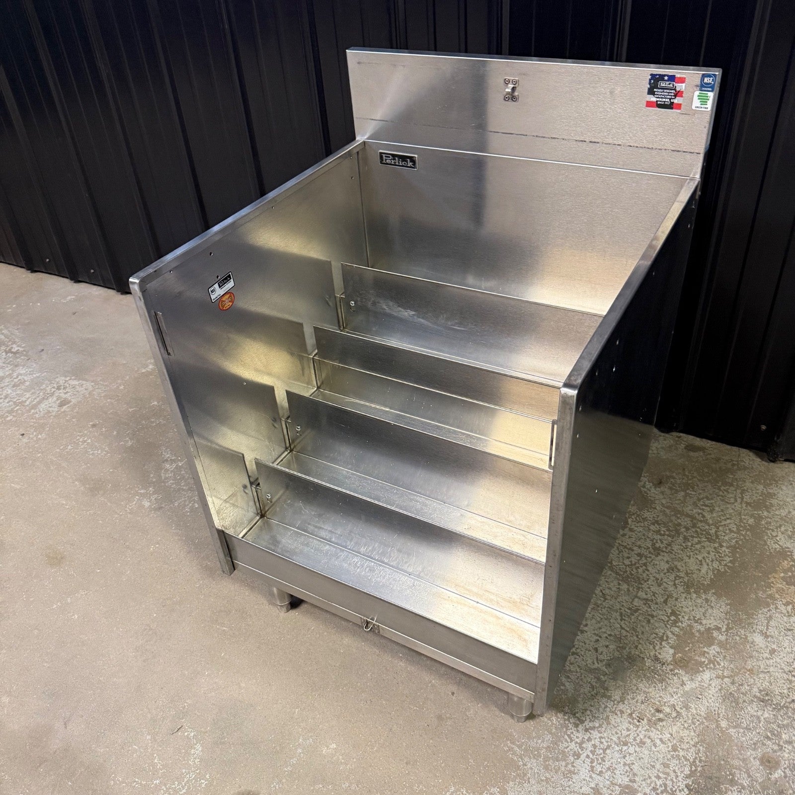 Perlick TS24LS Liquor Bottle Display Cabinet - Behind Bar Storage Step w/ Covers