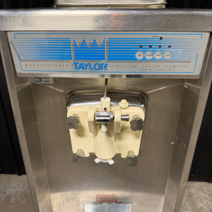 Taylor 751-27 Soft Serve Ice Cream Machine - Good Working Condition!3