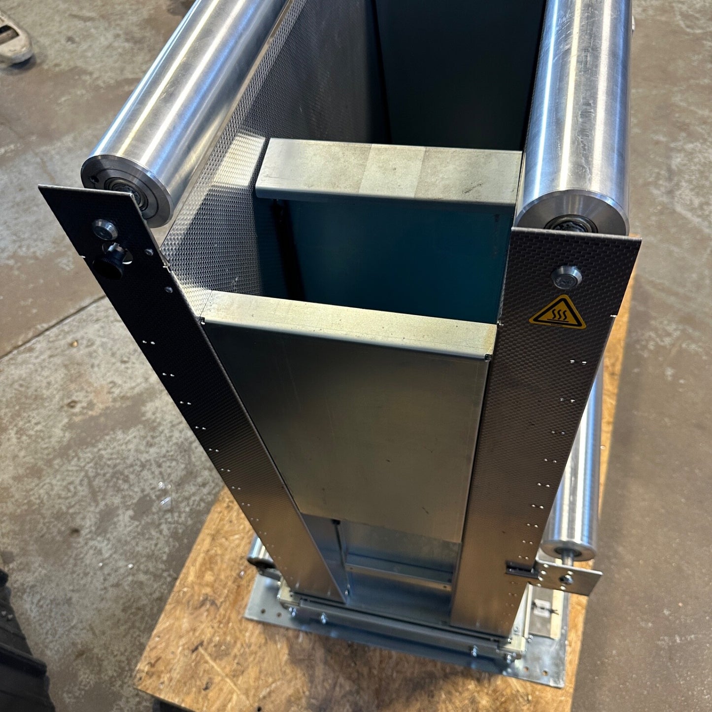 Hunkeler Web Buffer Flip Module VU6-1600 - Vacuum Unit