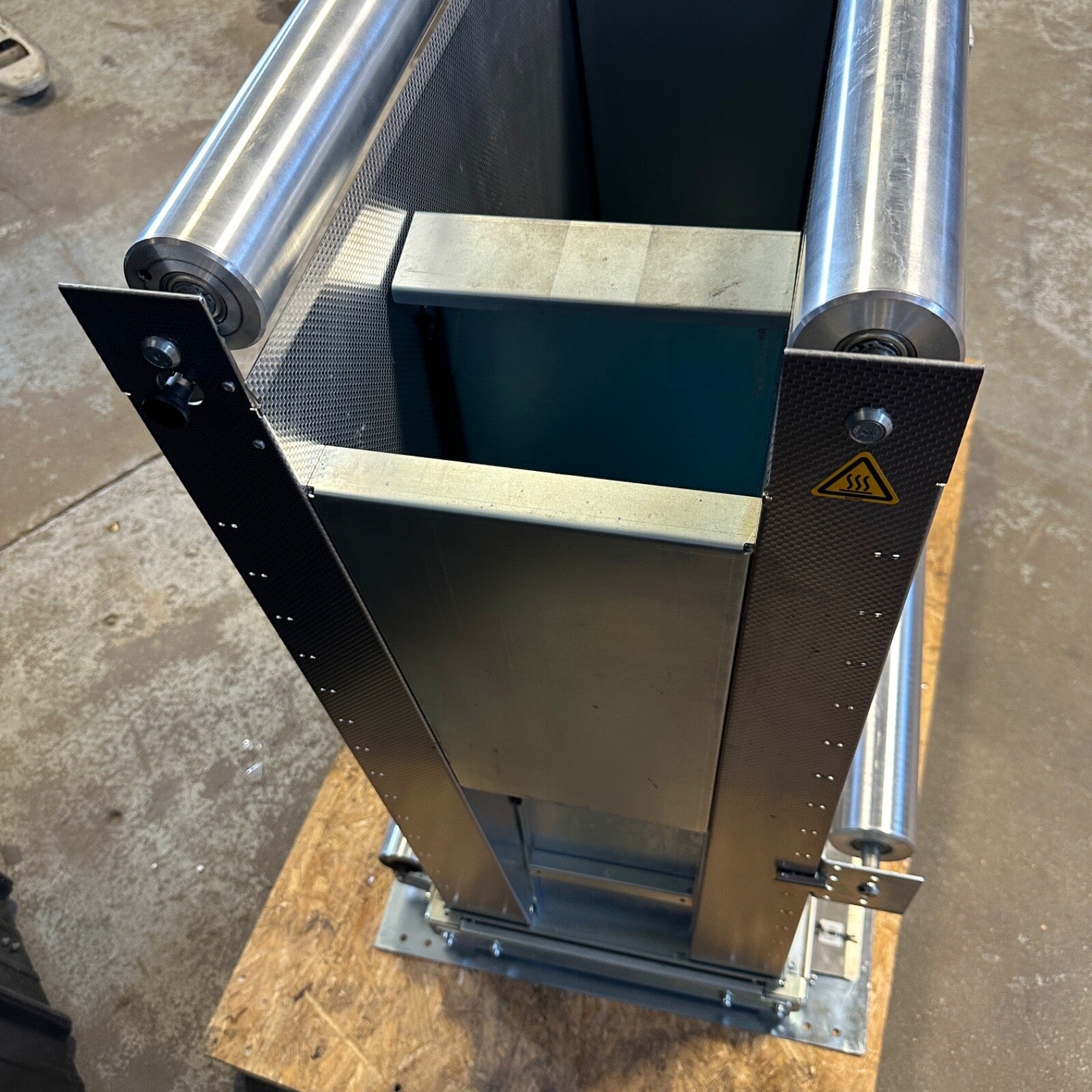 Hunkeler Web Buffer Flip Module VU6-1600 - Vacuum Unit