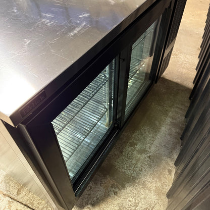 Perlick SDPS60 60" Black Pass-Thru Sliding Door Back Bar Refrigerator8