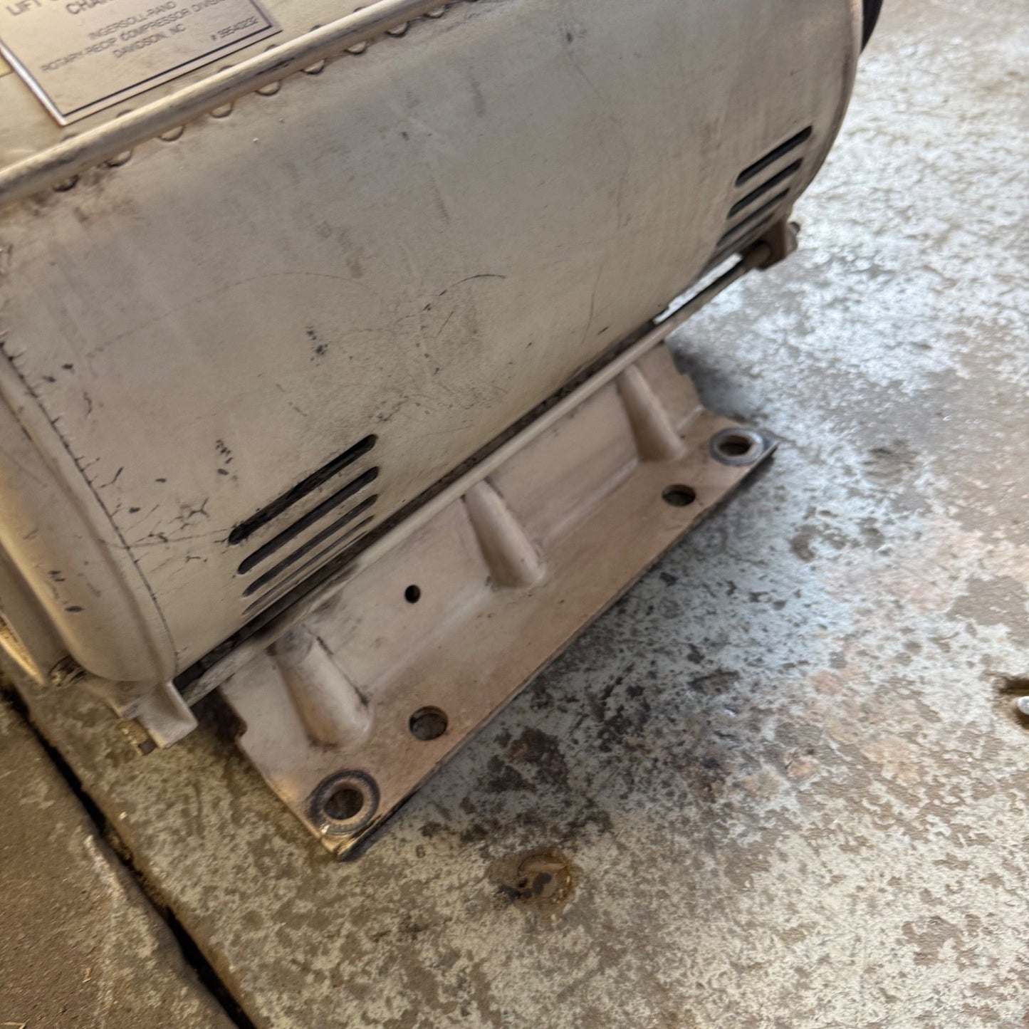 Ingersoll Rand Motor 39314539 | 20HP 230 / 460V ODP SSR-EP20SE Air Compressor