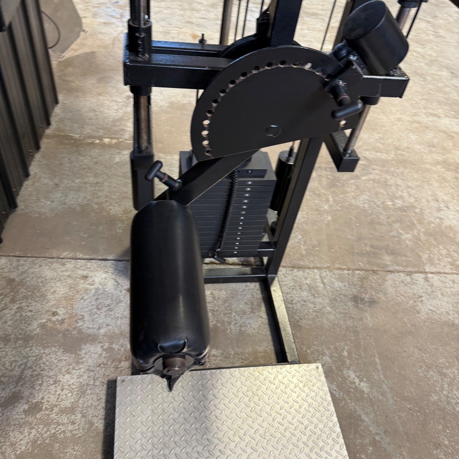 Promaxima Plate Loaded Hip & Glute Thrust Machine | Gym Exercise Equipment7