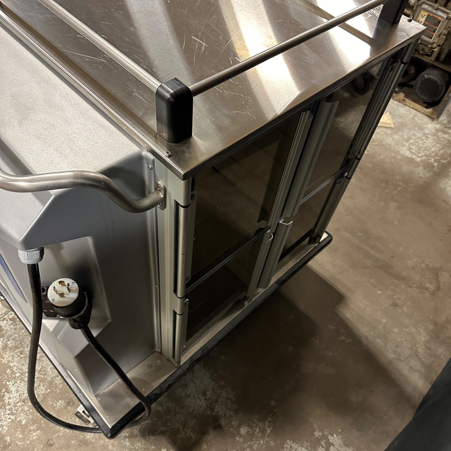 Burlodge Optima RS Heated & Refrigerated Food Tray Cart Portable Warming Cooling