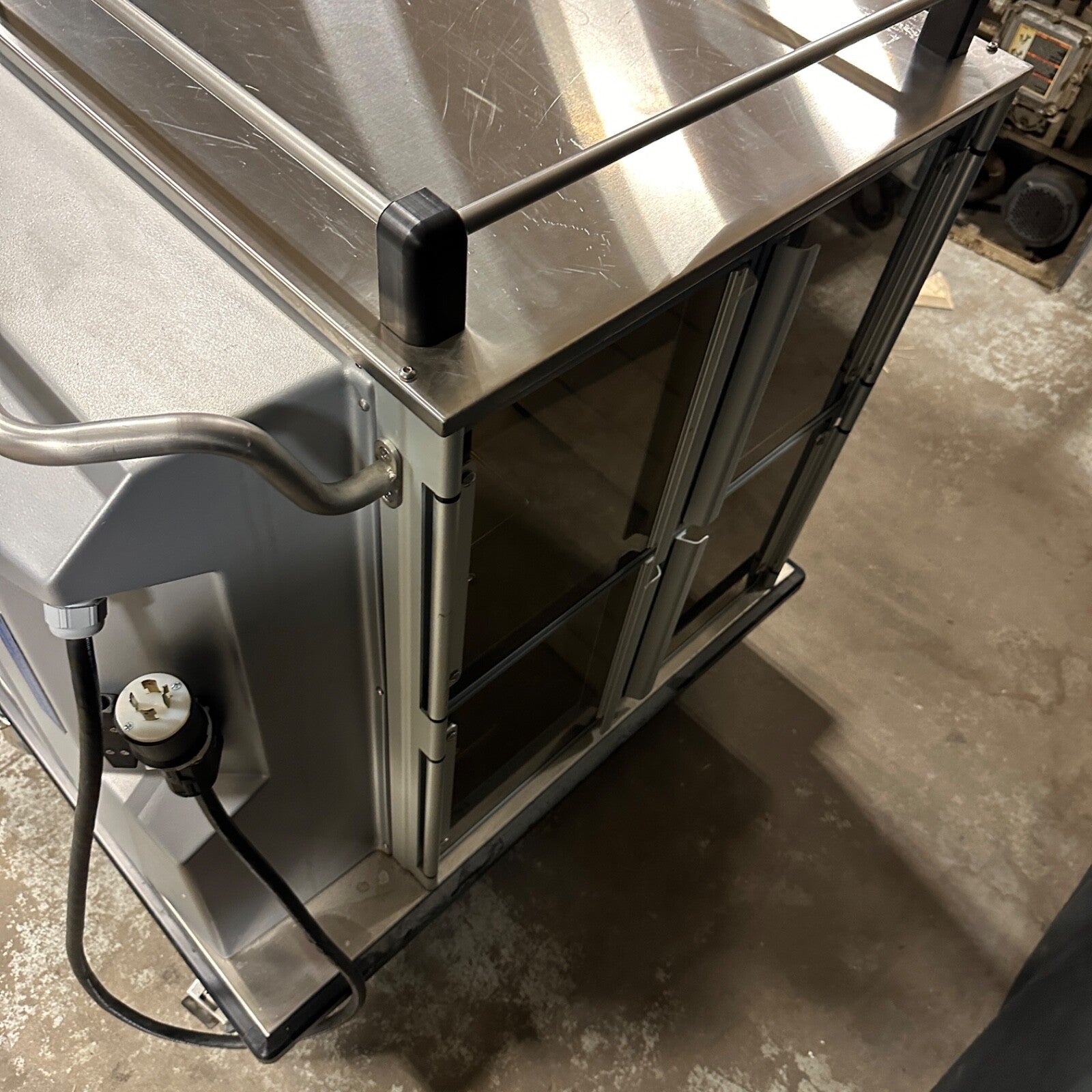 Burlodge Optima RS Heated & Refrigerated Food Tray Cart Portable Warming Cooling