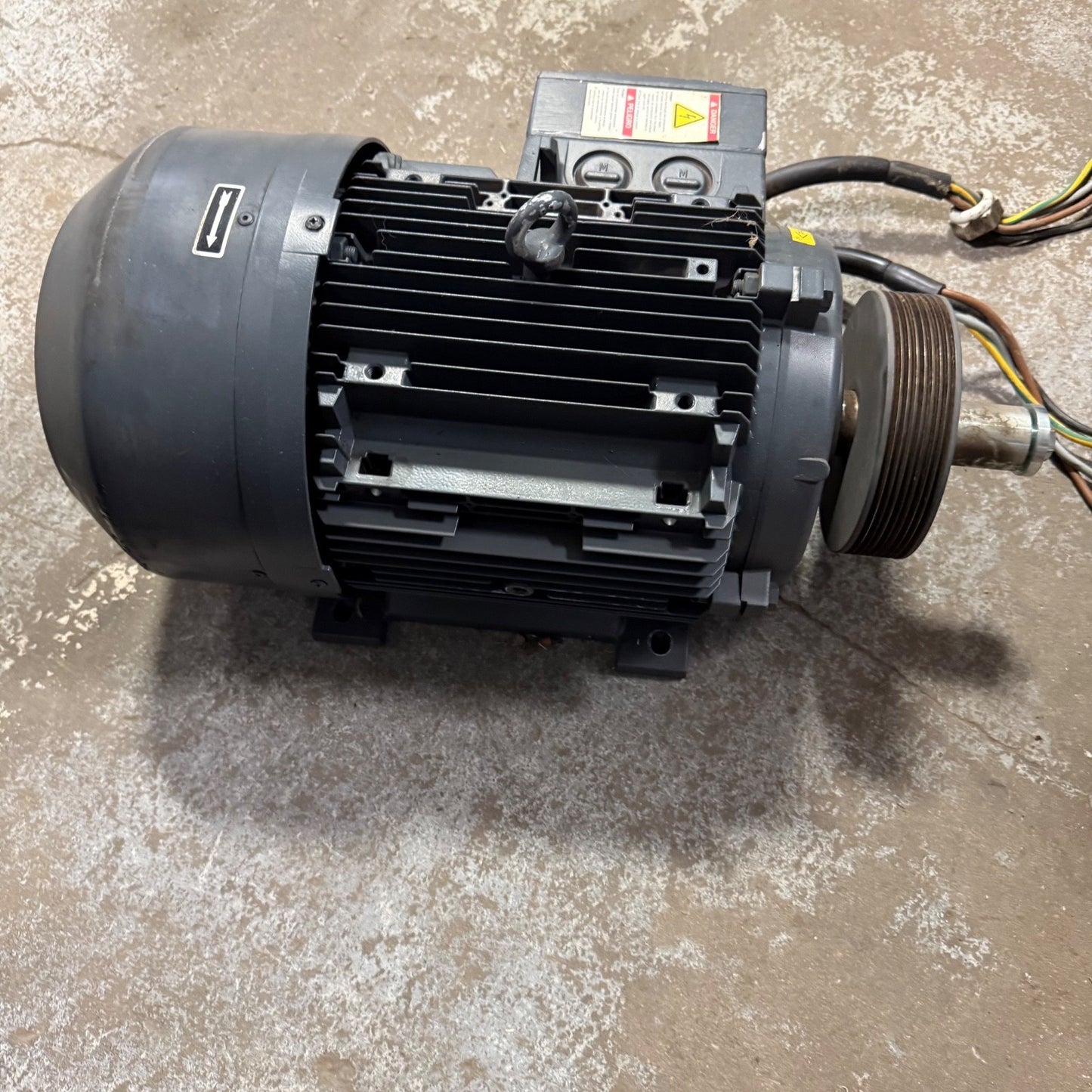 Siemens 1la9166-2ka90-zn03 Kaeser Sigma Compressor Motor 25Hp 460V 3PH