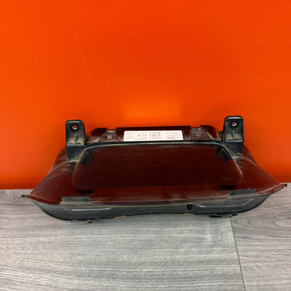 2016 Chevrolet  Silverado 2500HD 3500HD Speedometer Gauge Cluster5