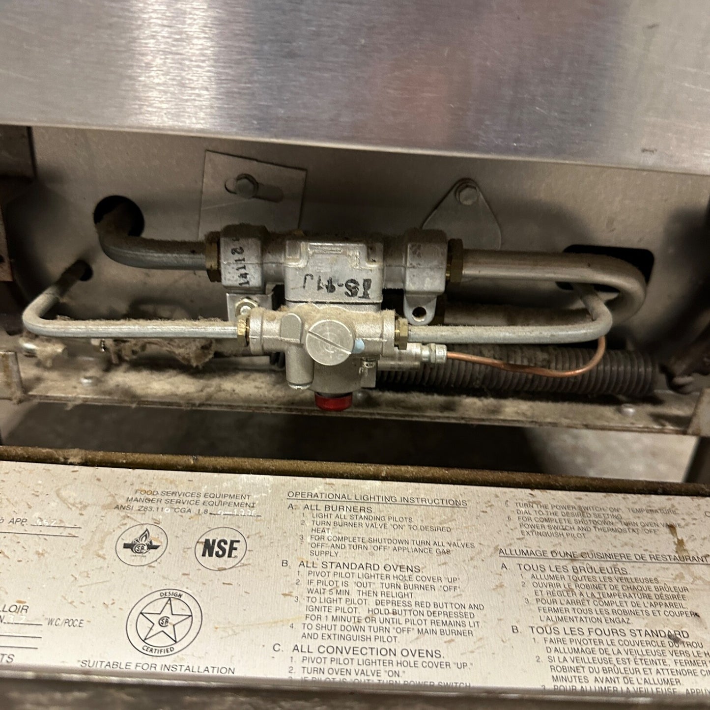 Vulcan 24" 4 Gas Burners & Oven - Natural Gas - 24L Small Commercial Kitchen