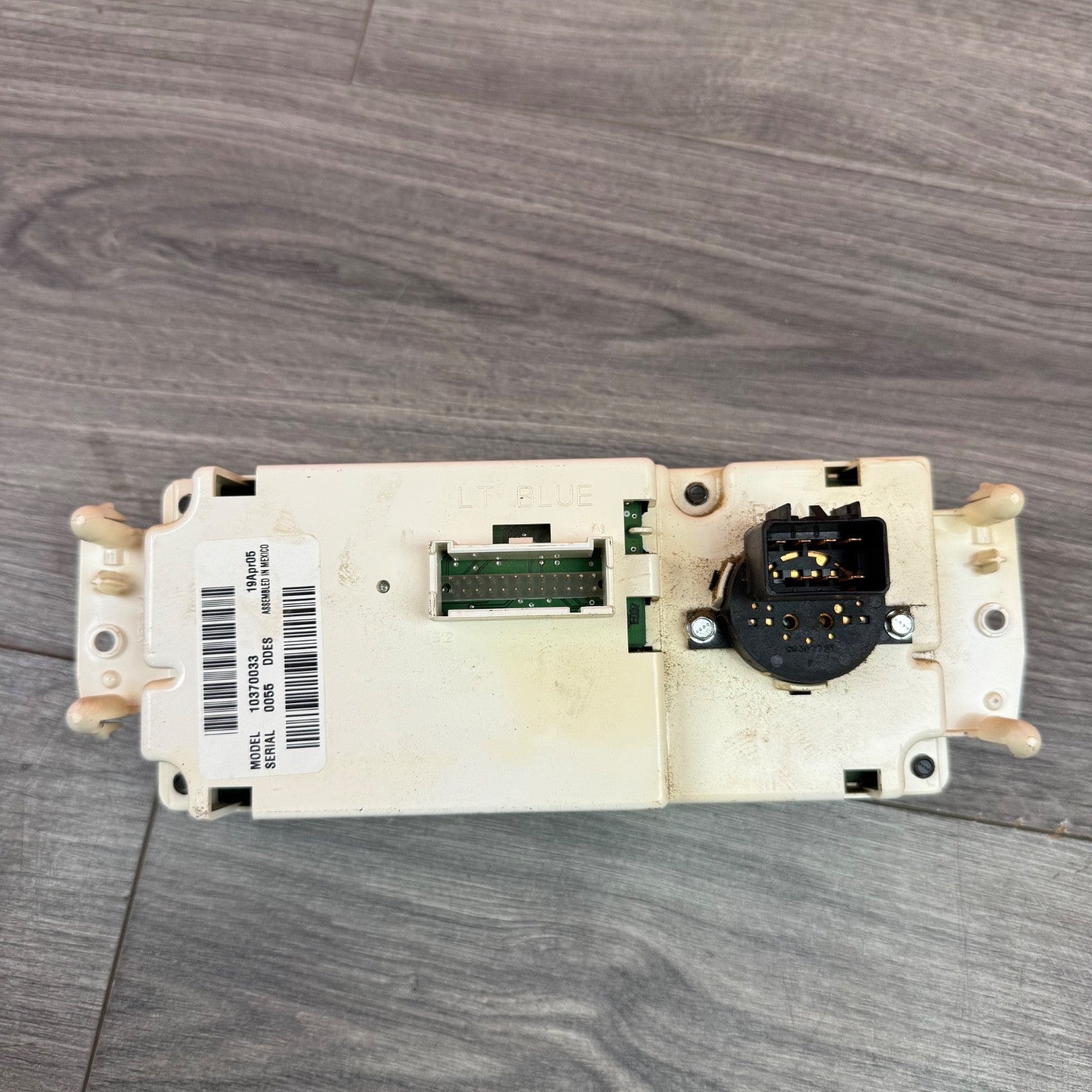  03-06 Chevy Silverado Tahoe GMC Sierra Heater A/C Temp Climate Control3