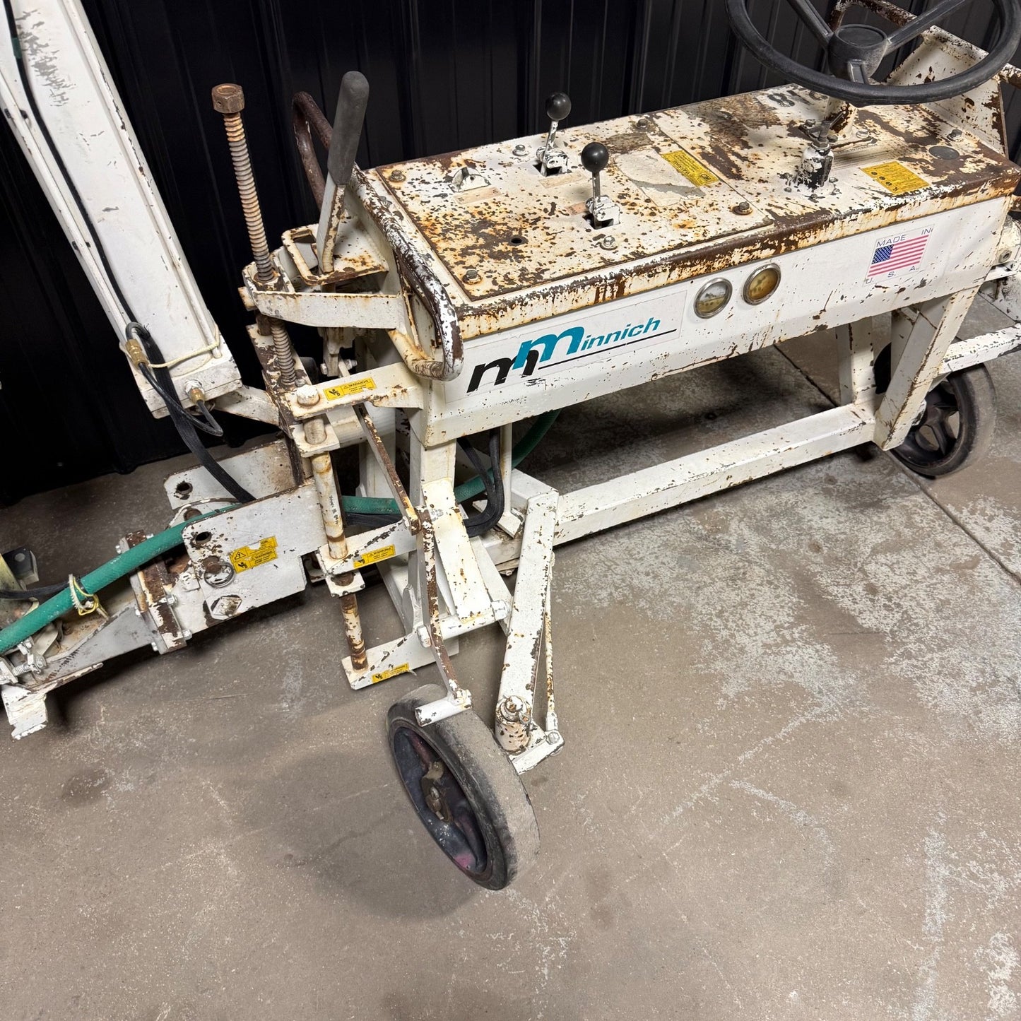 Minnich A-1C Single On-Slab Air Drill Unit with Steering | Concrete Drill Dowel2