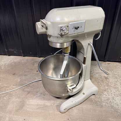 Hobart A200 20 QT Mixer w/ Bowl Whisk Paddle | Bakery Dough Pizza | 3 Speed3