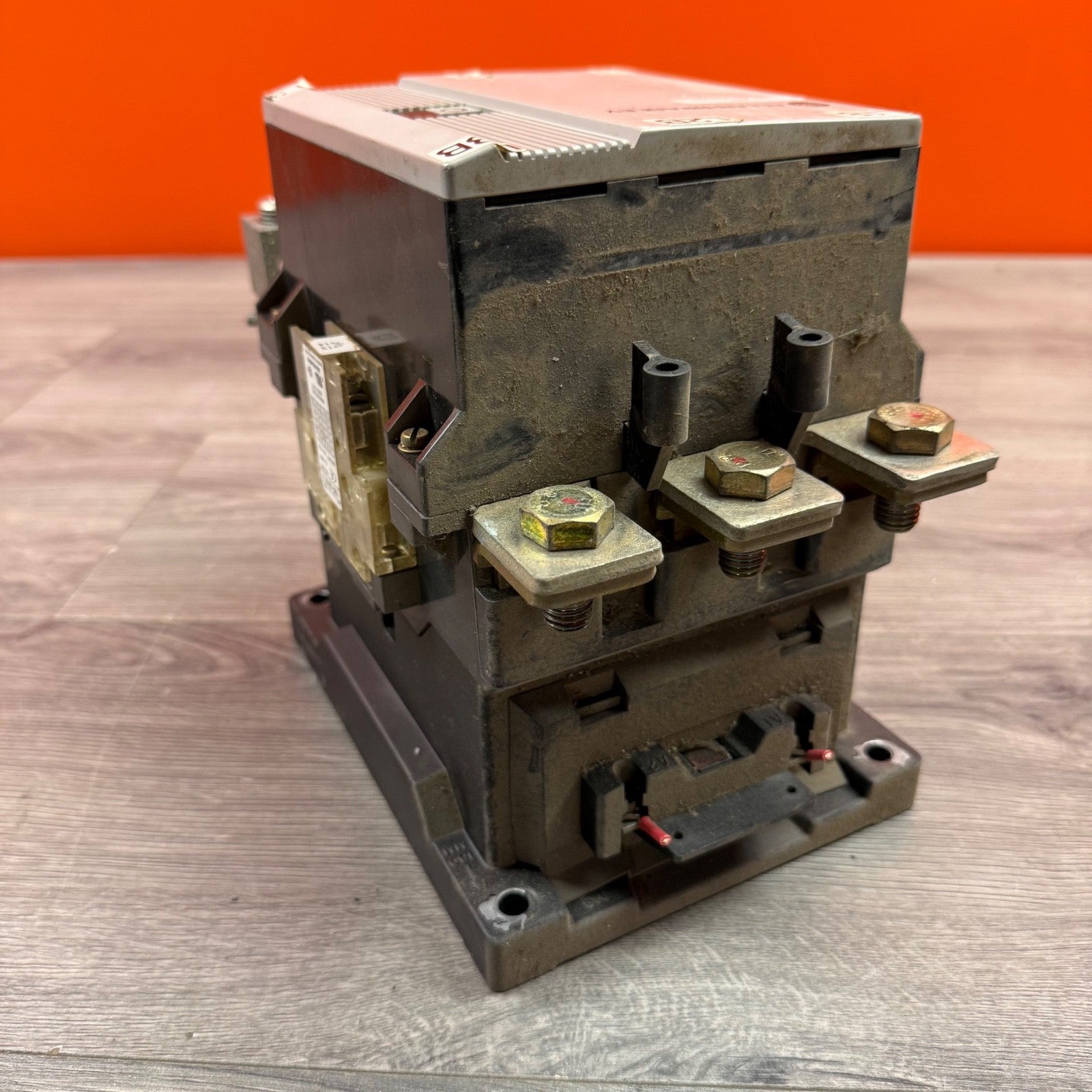 Allen-Bradley 100-B250N*3 Series B Contactor Circuit Breaker B250 250HP4