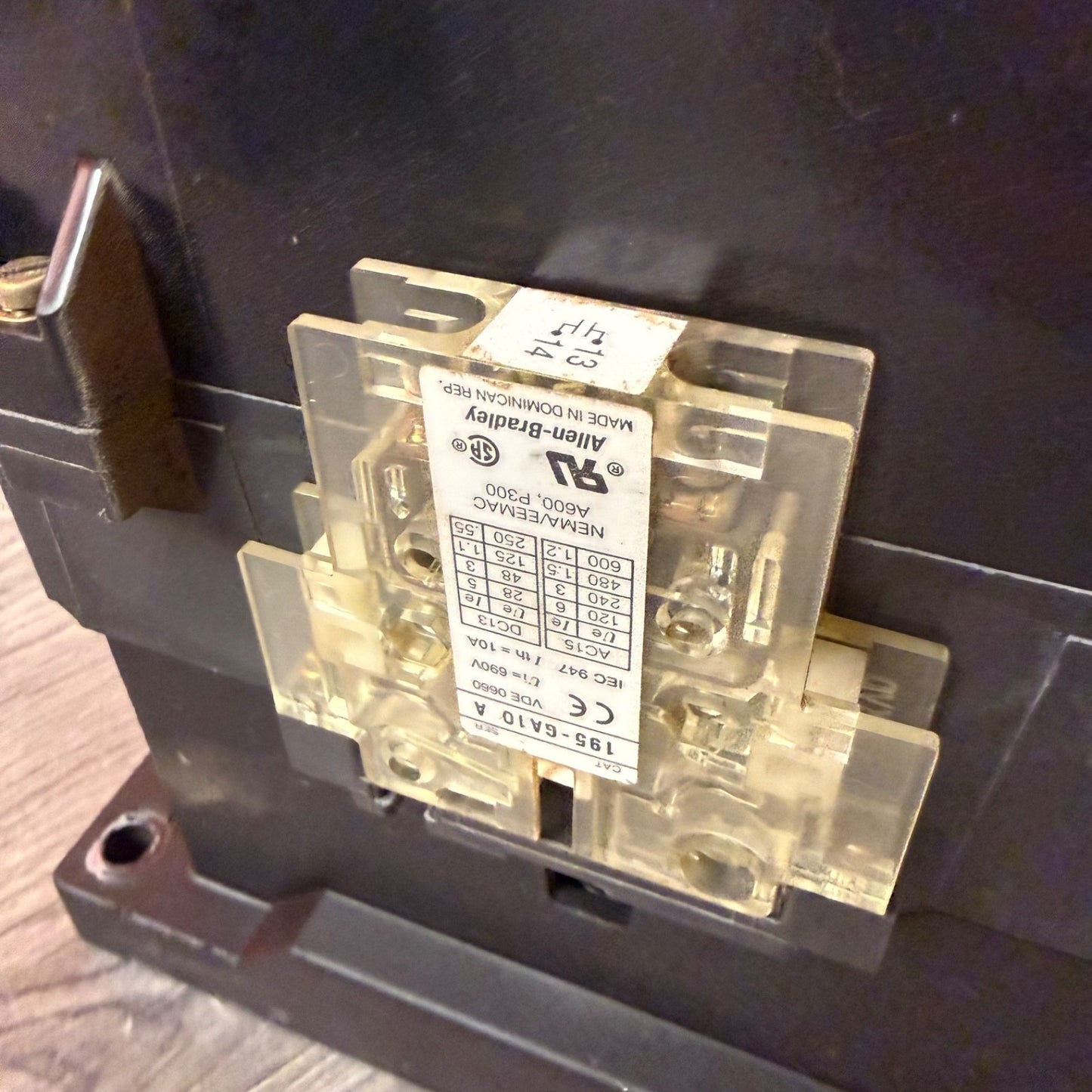 Allen-Bradley 100-B250N*3 Series B Contactor Circuit Breaker B250 250HP5