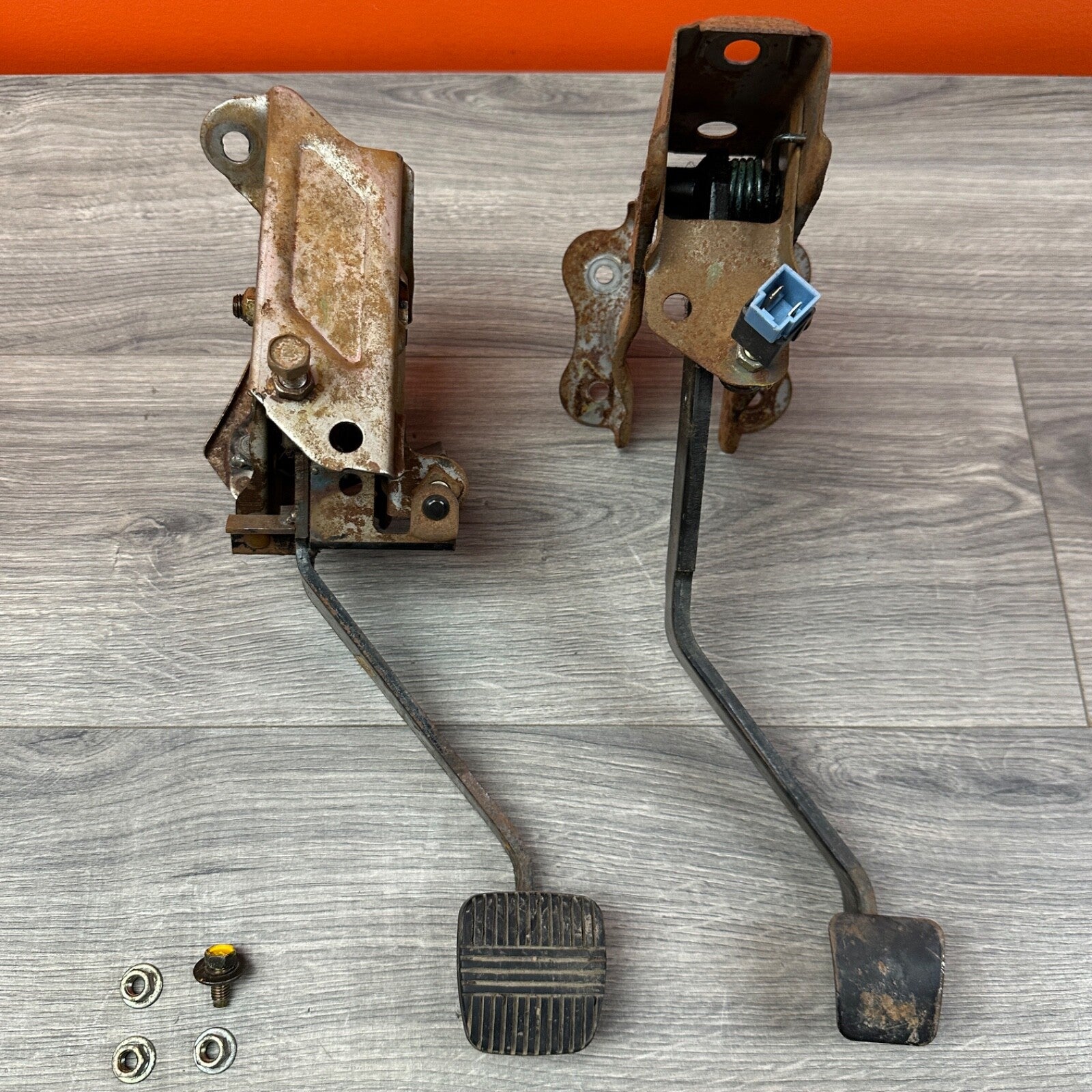 91-94 Nissan Sentra SE-R Clutch & Brake Pedal Set - Manual Transmission - NX20005