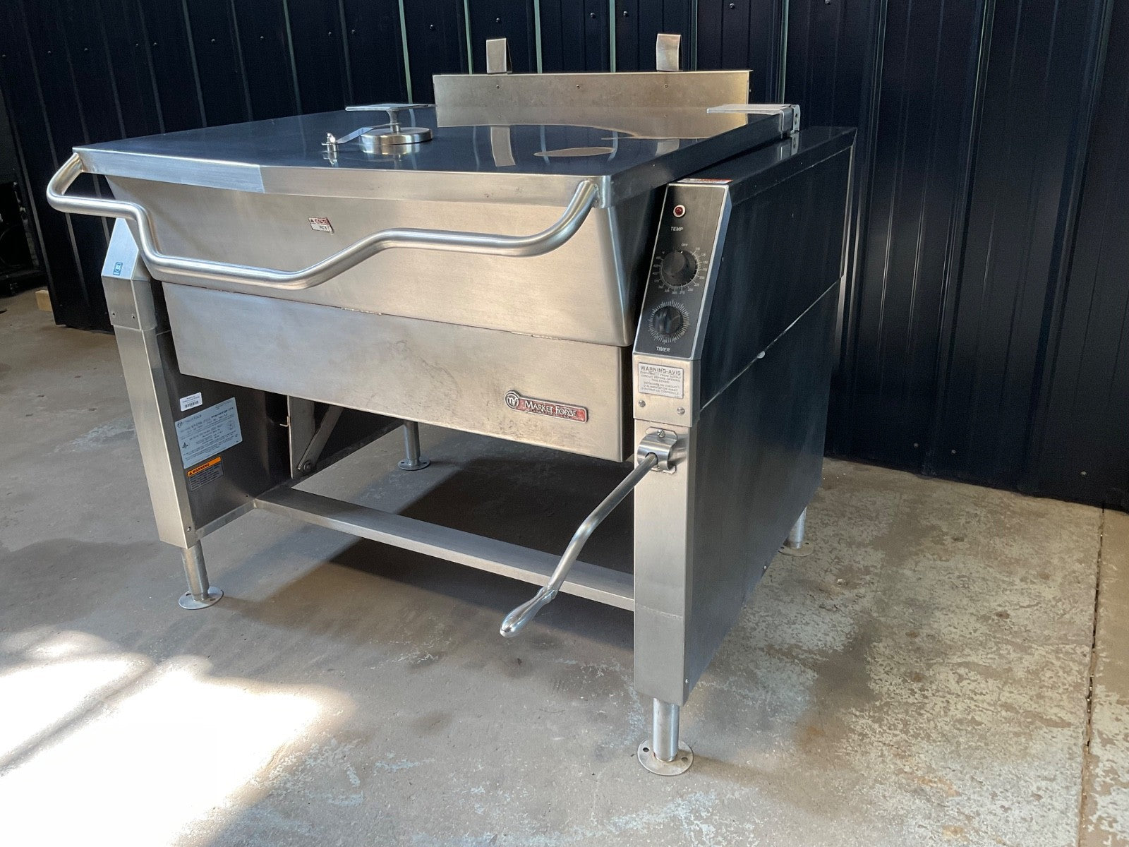 Market Forge Tilting Skillet 40P-STGL 40 gallon Nat. Gas - Braising Pan