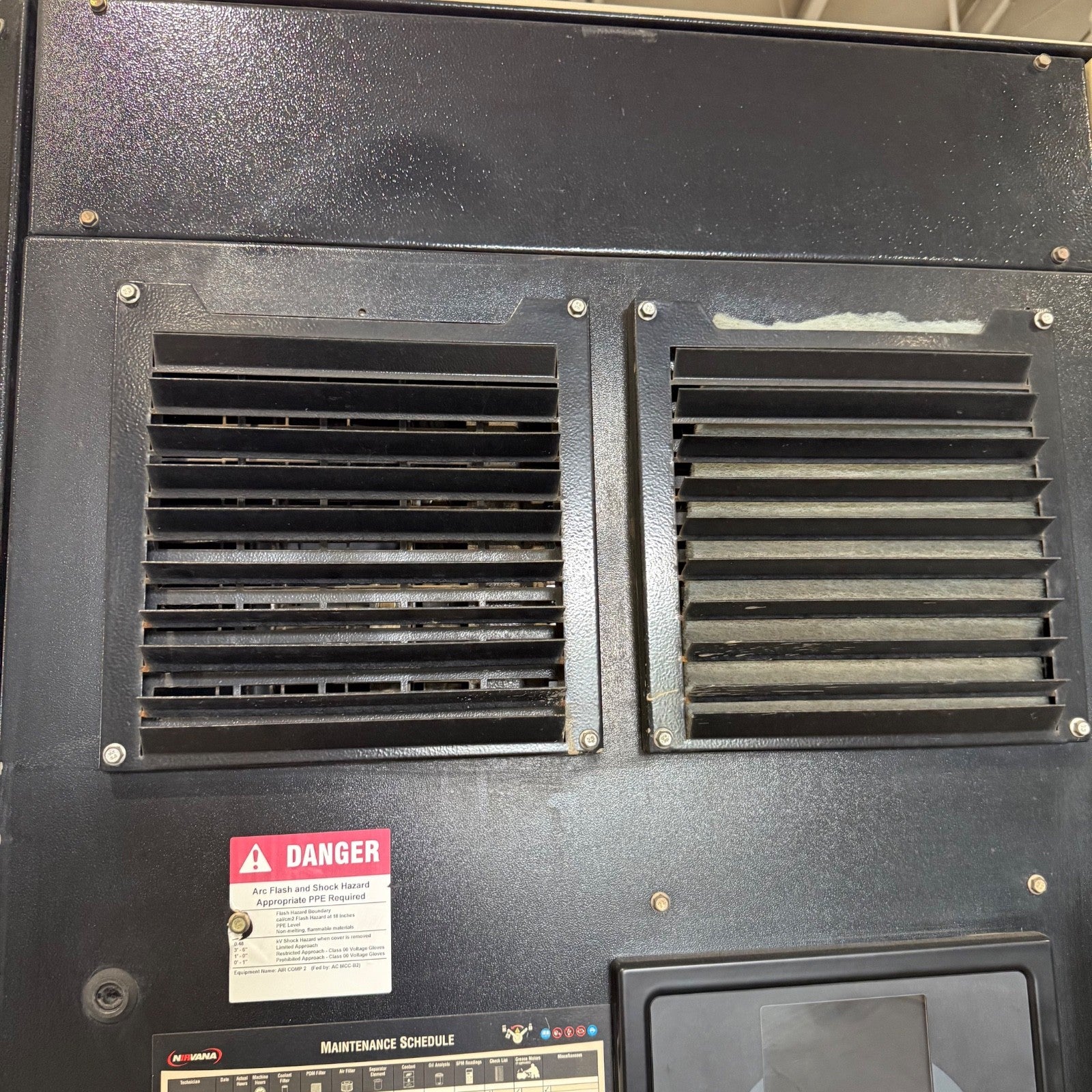 Ingersoll Rand IRN125H-2S Rotary Screw Air Compressor Oil-Flooded 125HP