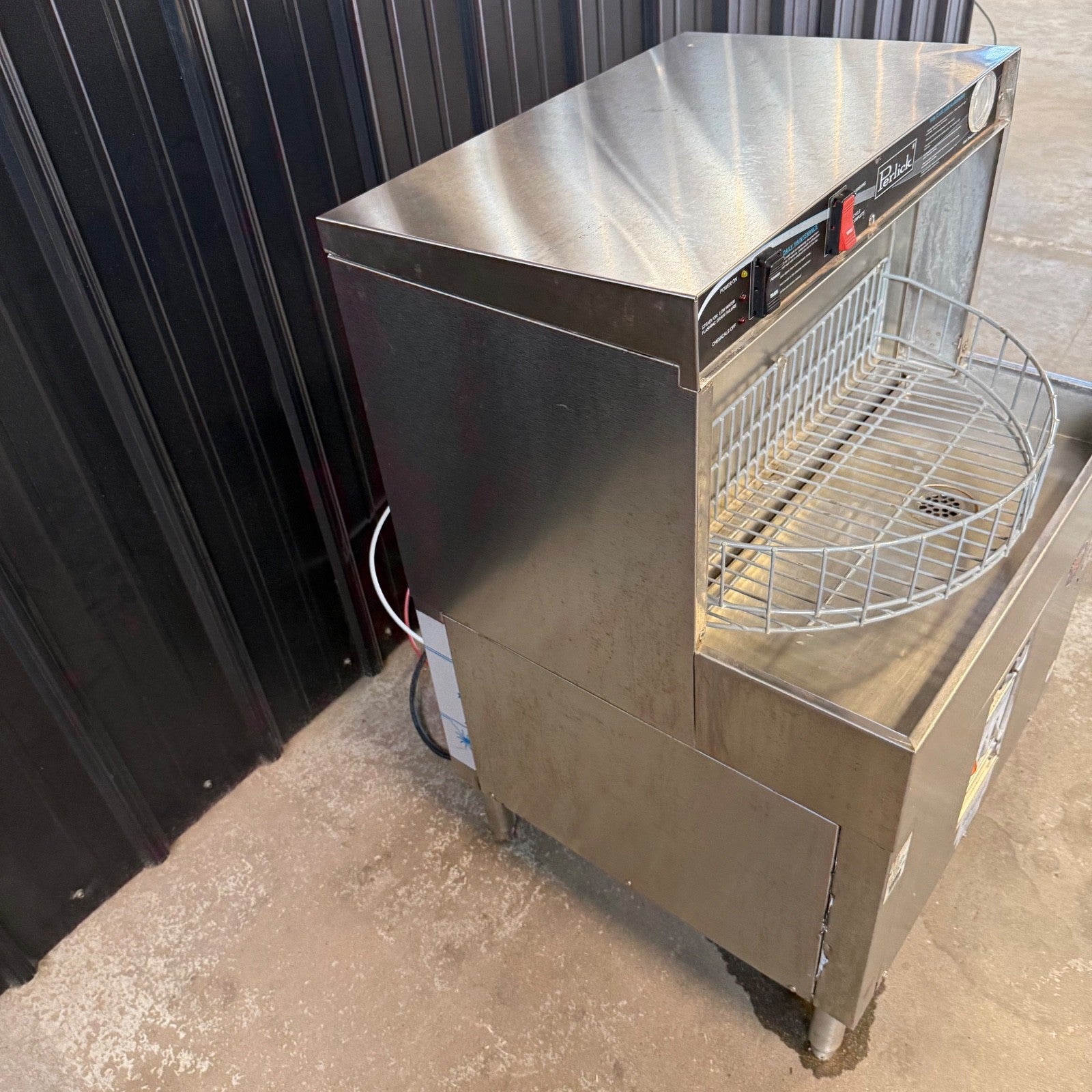 Perlick PKBR24 24" Rotary Undercounter Glasswasher Dish Washer - Batch Type