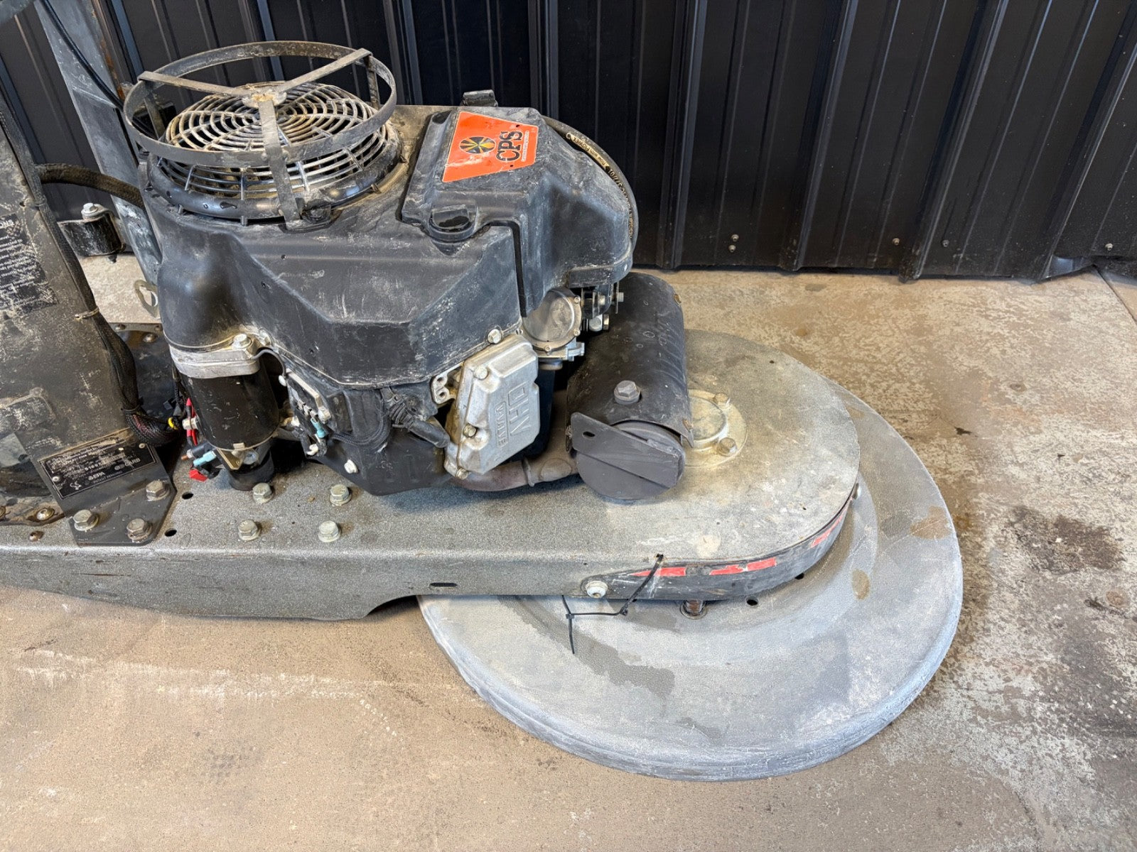 Diamatic/ONYX 27" Propane Floor Burnisher Buffer Polisher | LP Propane4