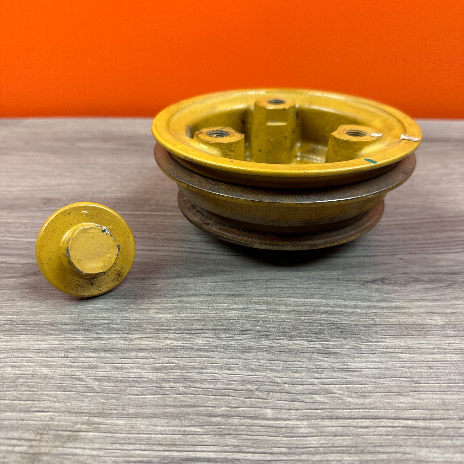 CAT Caterpillar 242D Skid Steer Crank Crankshaft Pulley w/ BOLT C3.3B Kubota