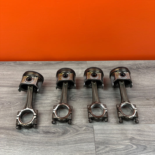 2014 CAT Caterpillar 242D Skid Steer Piston & Connecting Rod Set C3.3B Kubota