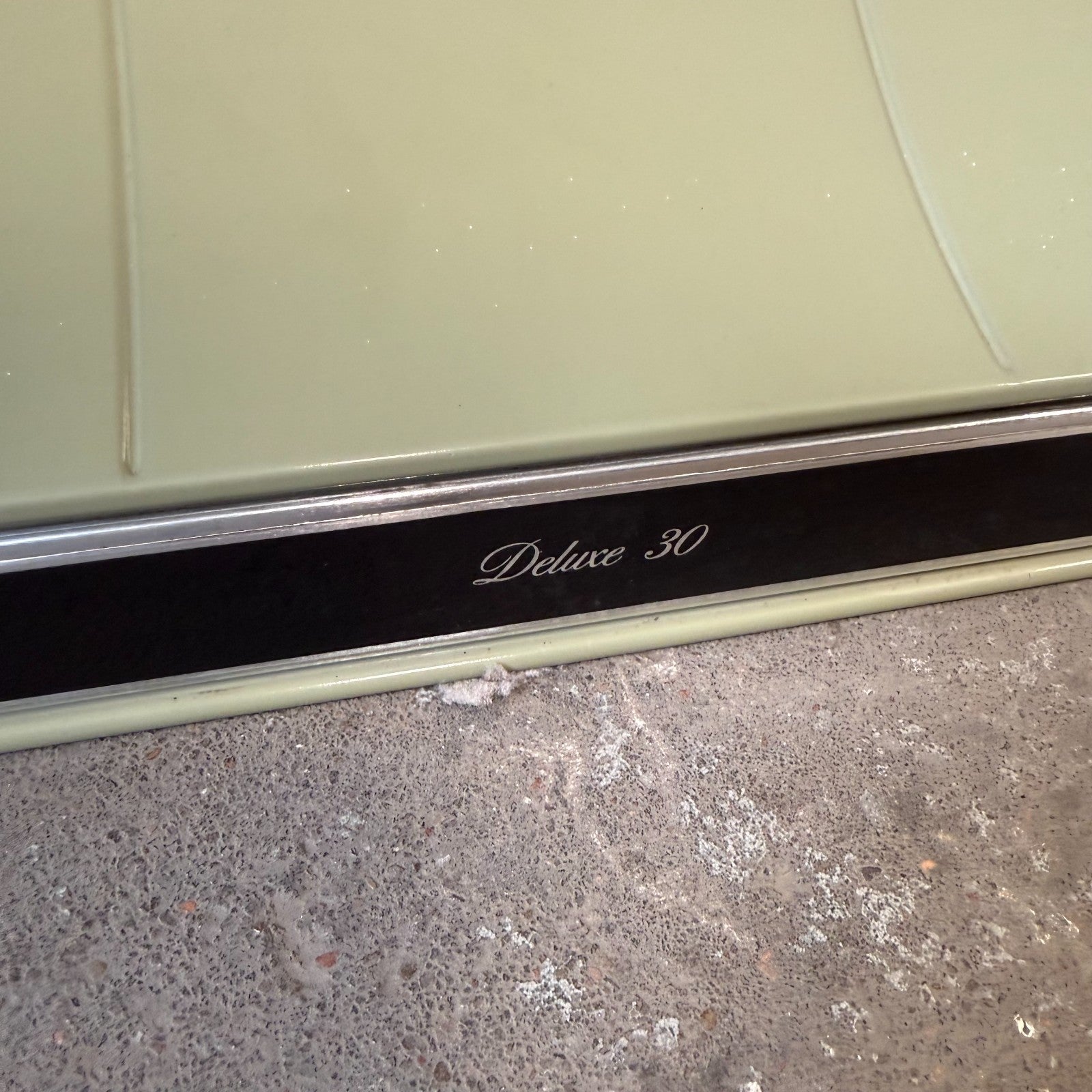 Vintage GE Avocado Green Wall Oven, Electric Cooktop Range, Hood Set - MCM15