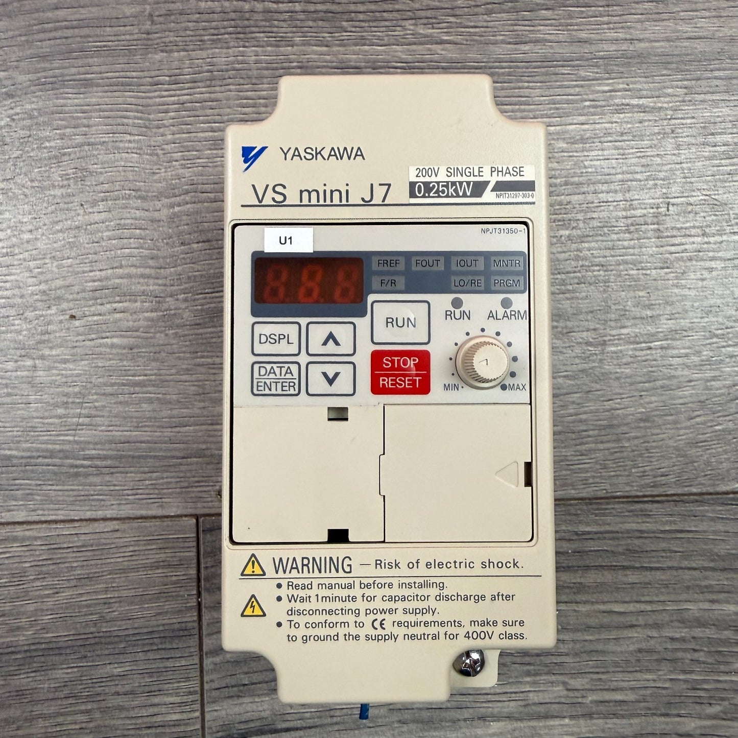 Yaskawa VS mini J7 0.25kW 200V Single Phase AC Drive Inverter CIMR - J7ACBOP22