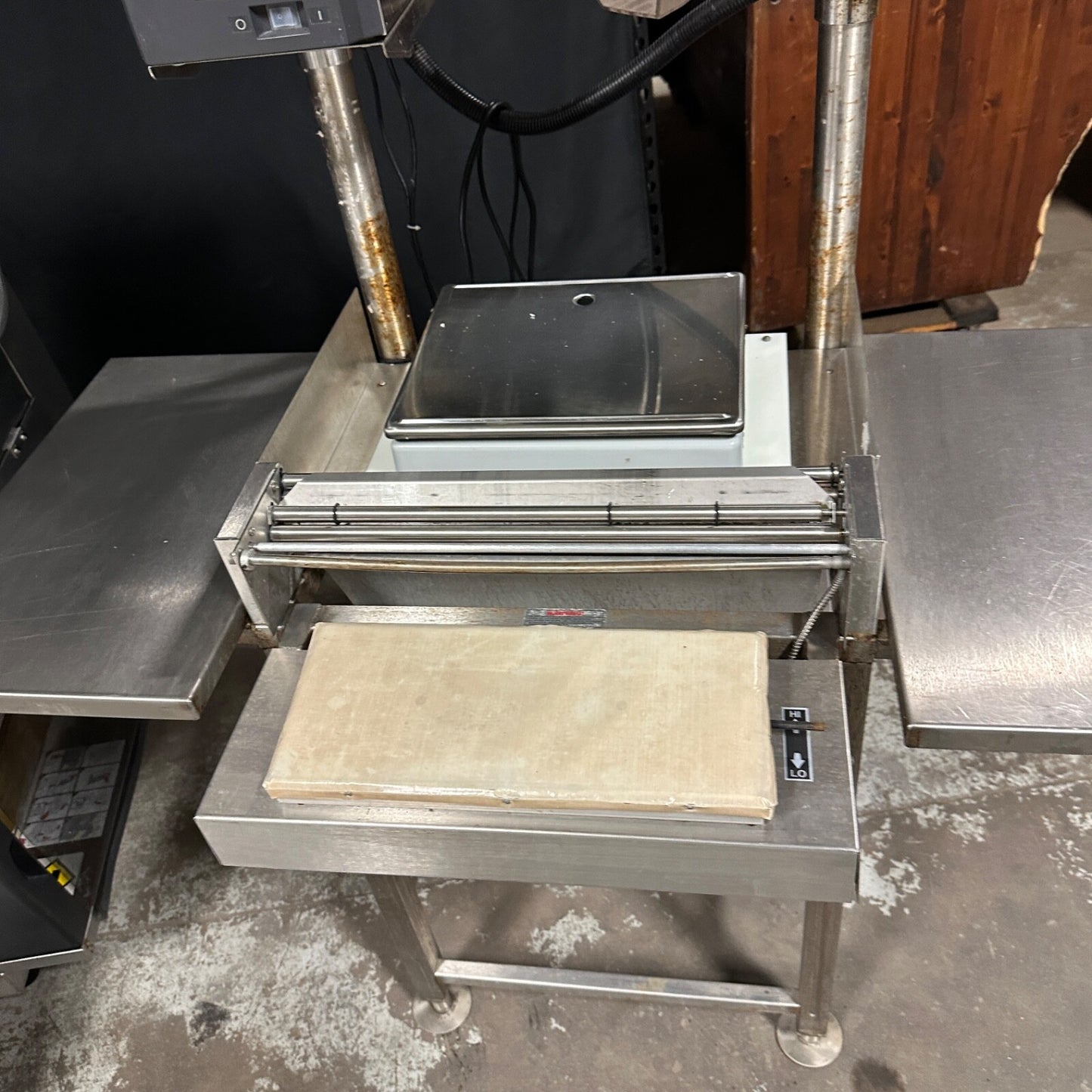 Teraokla DIGI AW-4600 Meat Wrapper Shrink Wrap Station DPS-4600 Scale & Labeler