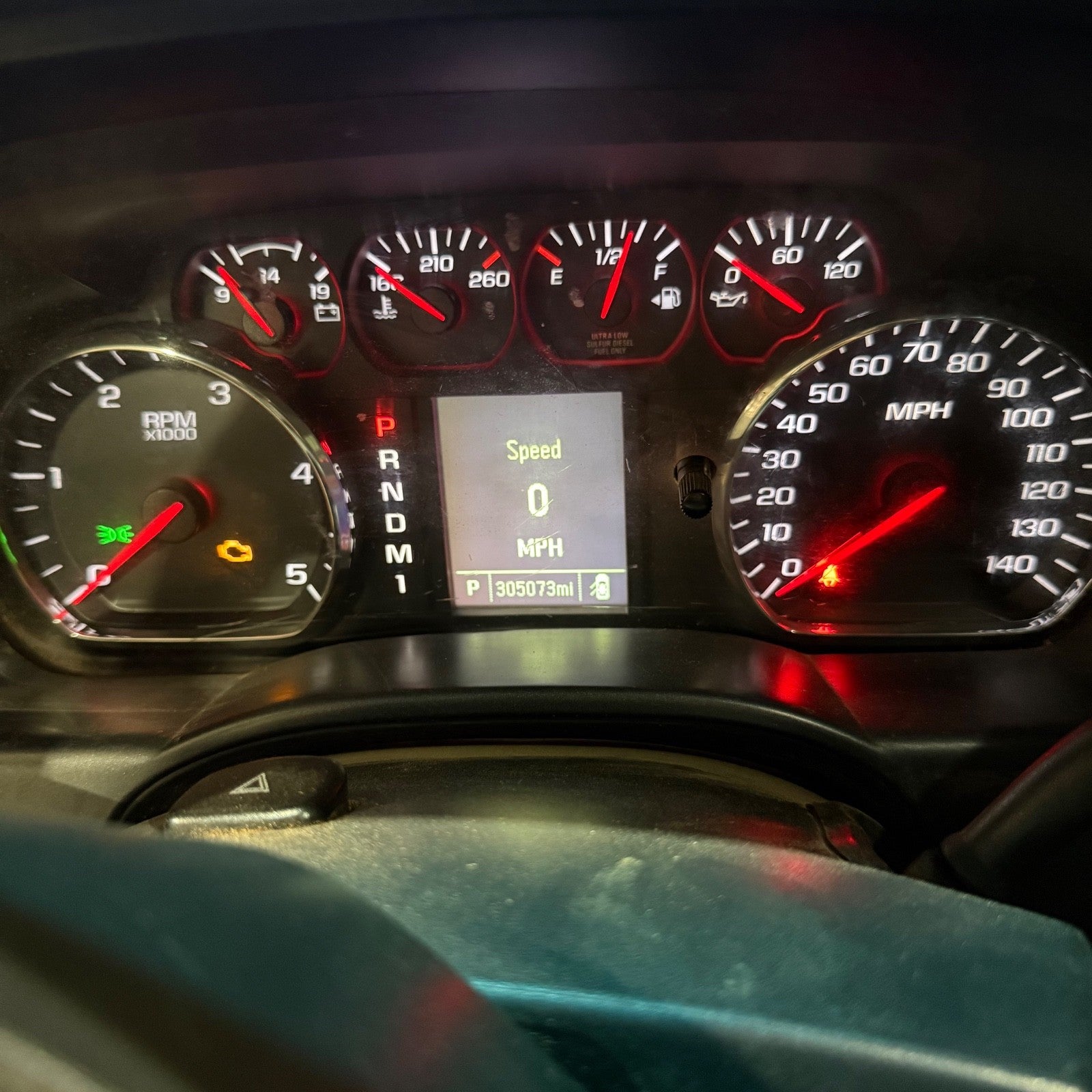 2016 Chevrolet  Silverado 2500HD 3500HD Speedometer Gauge Cluster1