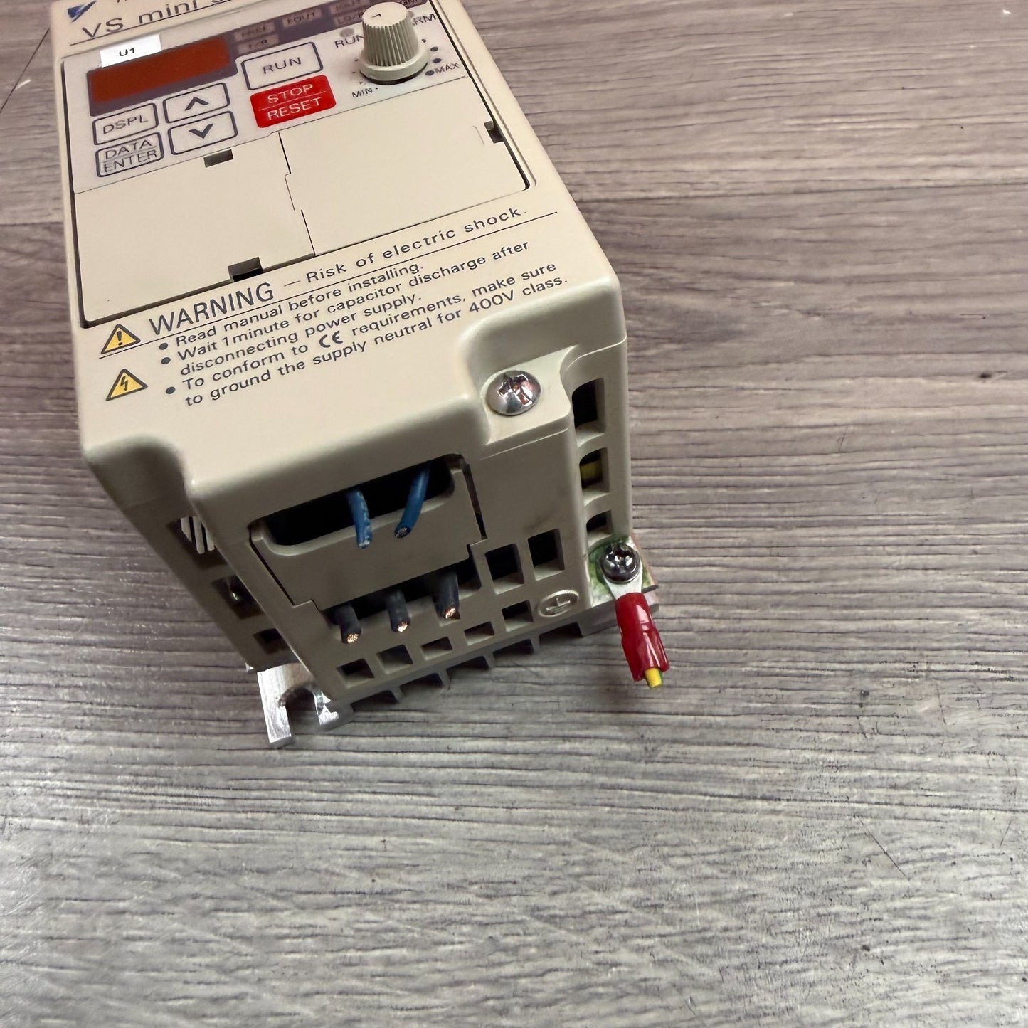Yaskawa VS mini J7 0.25kW 200V Single Phase AC Drive Inverter CIMR - J7ACBOP24